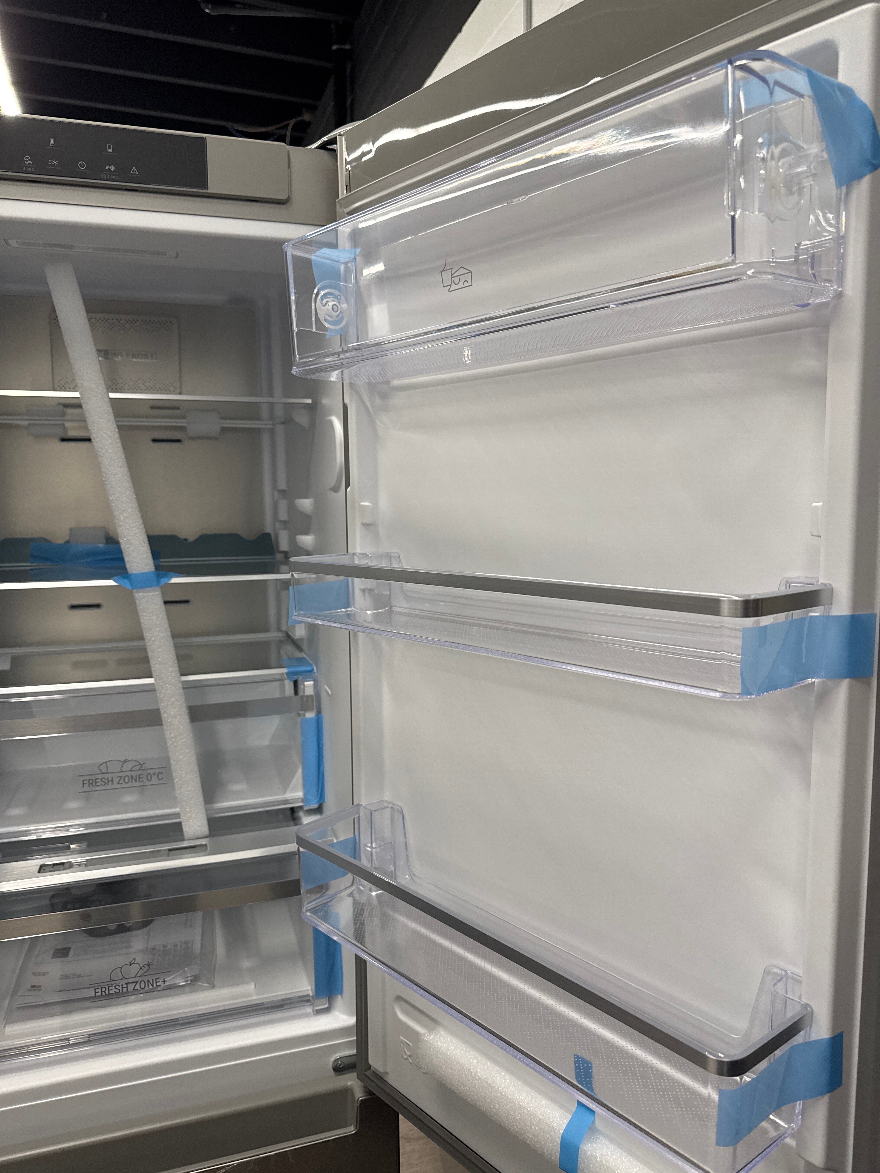 OPEN BOX - Whirlpool 24” Bottom Freezer Refrigerator - URBC5024PZ