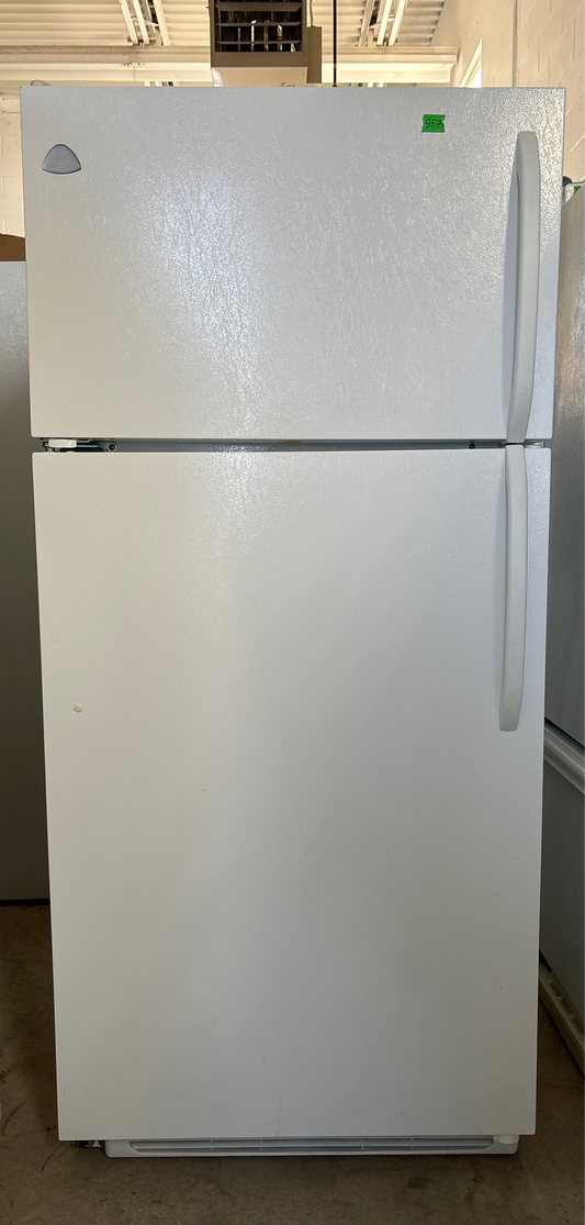 White-Westinghouse 30” Top Freezer Refrigerator - WRT8G3EW6