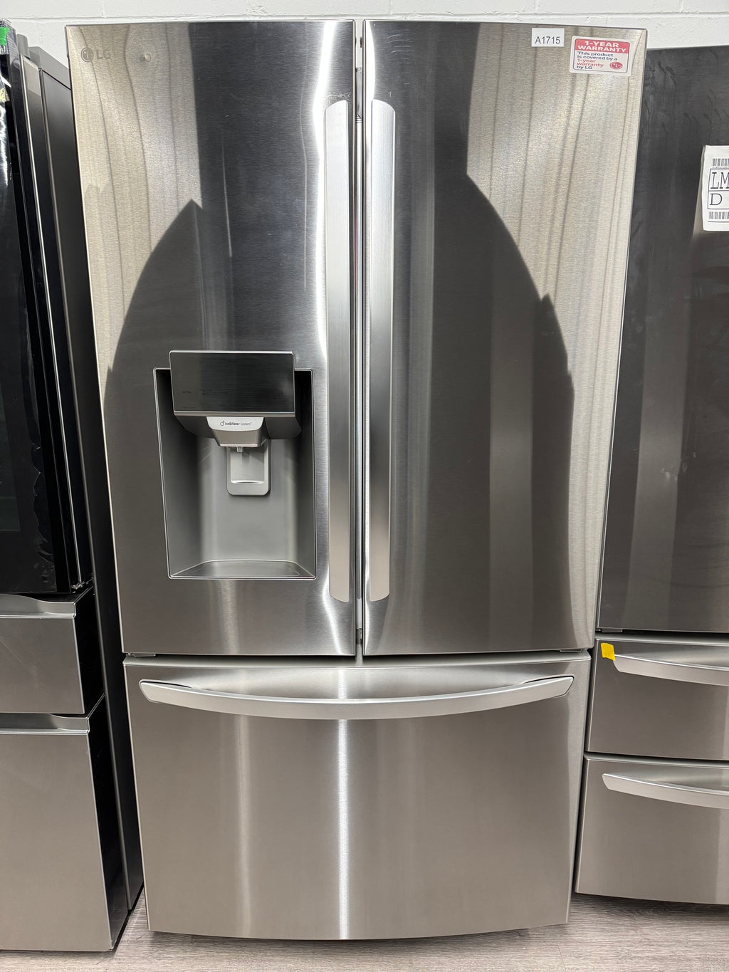 NEW - LG 36” French Door Refrigerator With Water Dispenser- LRFS28XBS (1 YEAR MANUFACTURER WARRANTY)