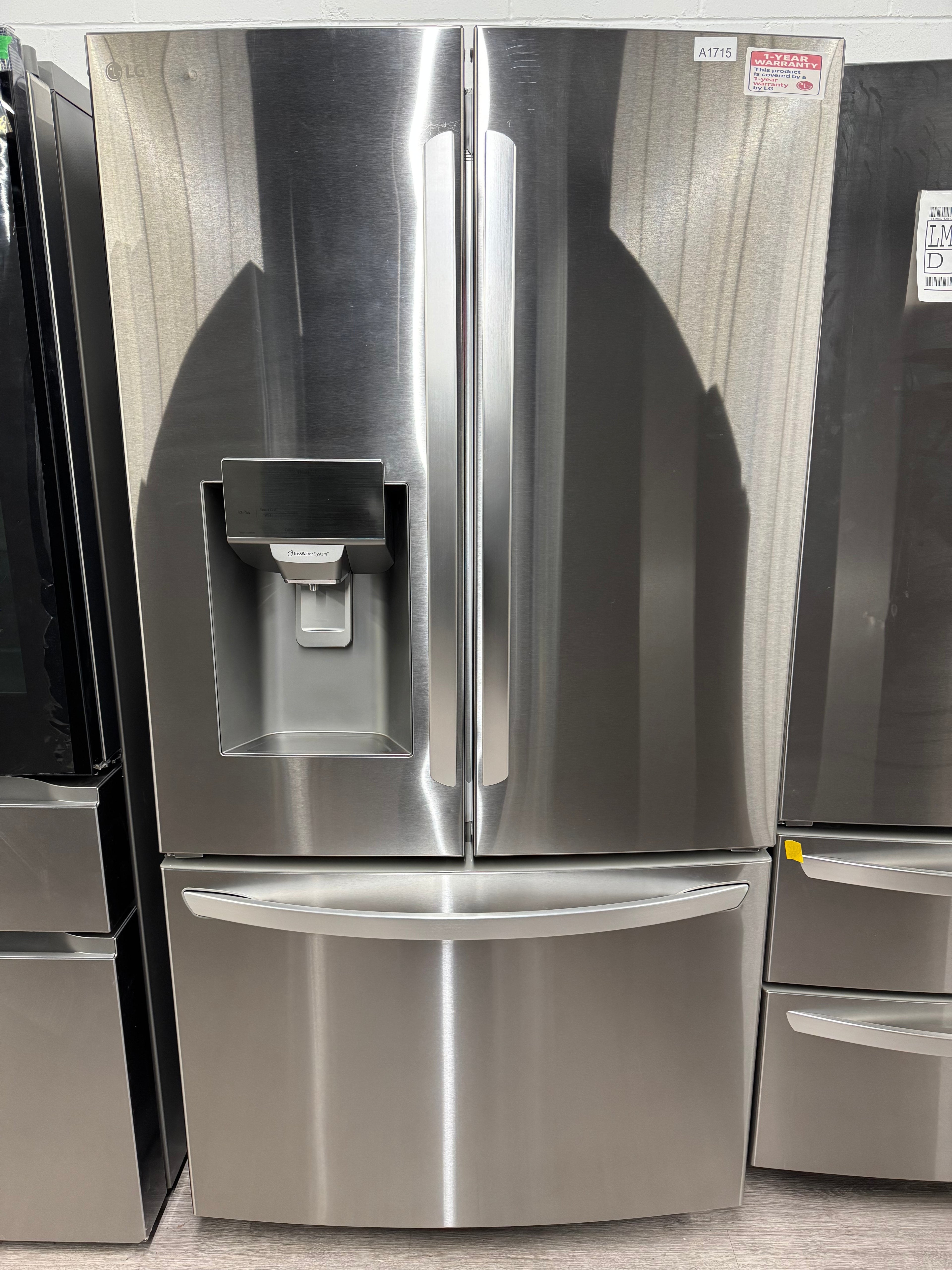 NEW - LG 36” French Door Refrigerator With Water Dispenser- LRFS28XBS (1 YEAR MANUFACTURER WARRANTY)