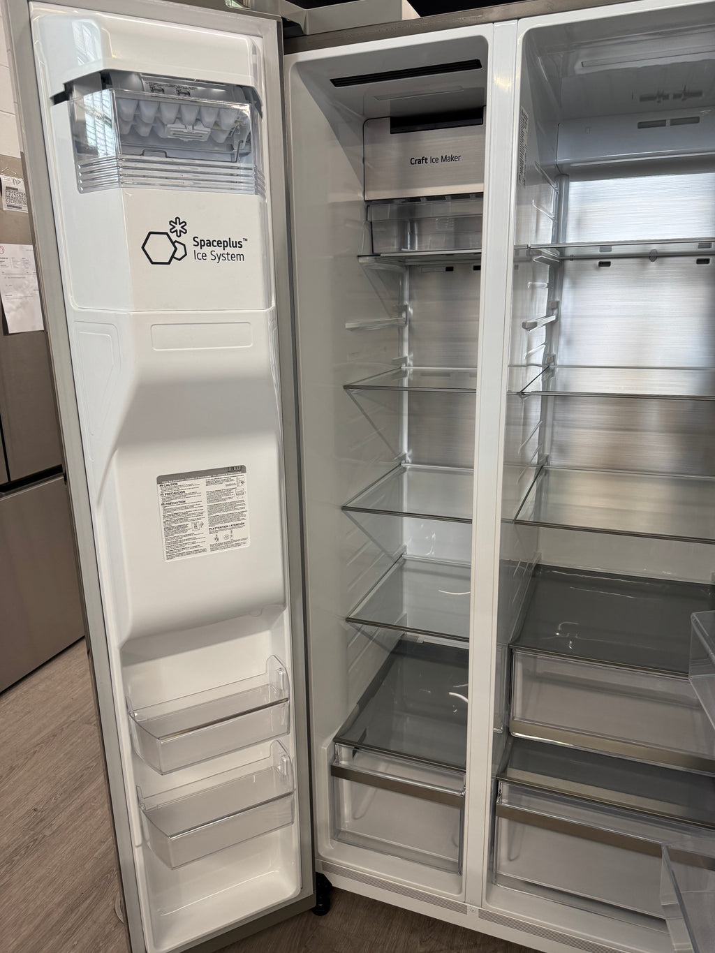 OPEN BOX - LG 36” Side by Side with Water & Ice Dispenser - LL27T3530S/01