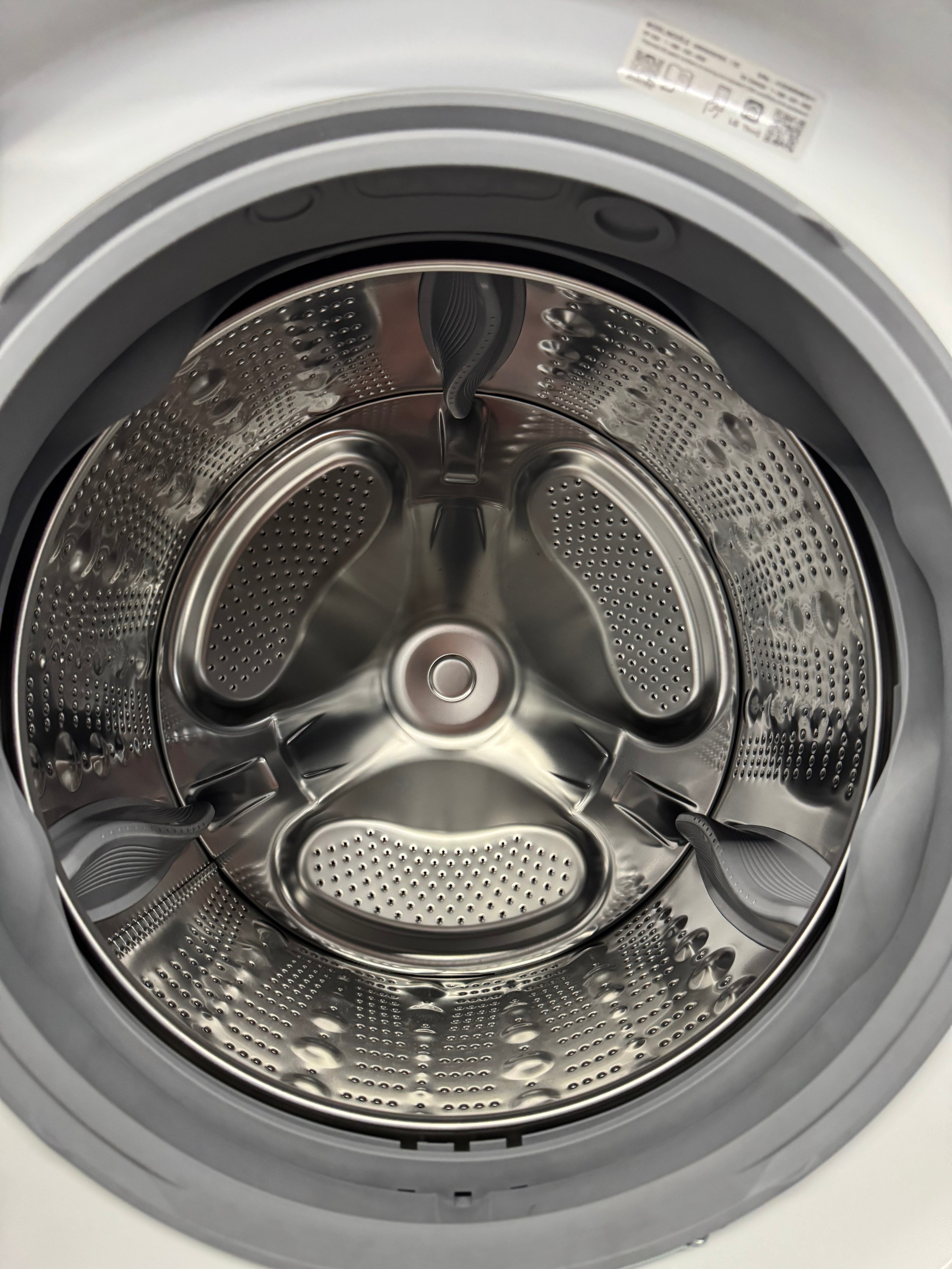 OPEN BOX - LG 27” Front Load Washer - WM3600HWA