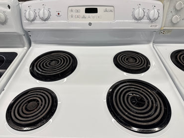 GE 30" Coil Top Range JCBP24D