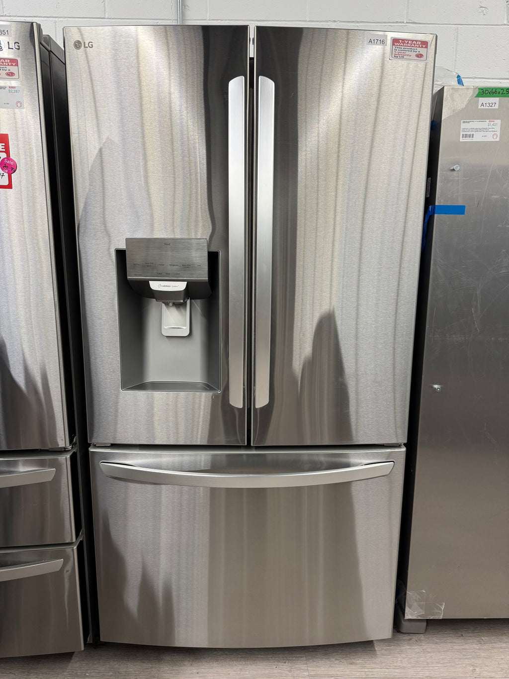 NEW - LG 36” French Door Refrigerator With Water Dispenser- LRFS28XBS (1 YEAR MANUFACTURER WARRANTY)