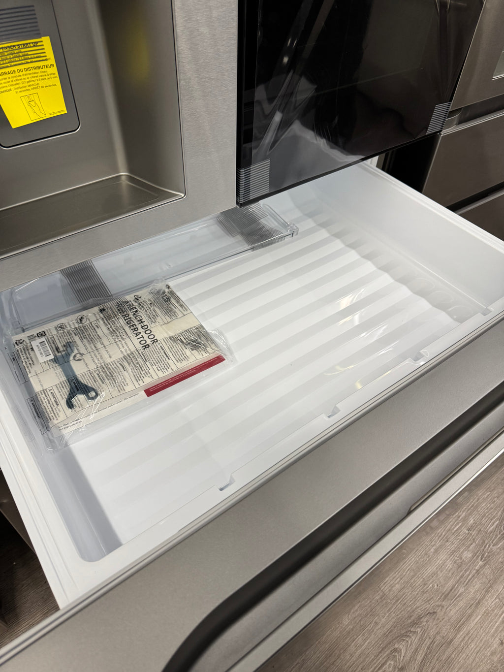 NEW - LG 36” French Door Fridge With Water Dispenser- LF29S8365S (1 YEAR MANUFACTURER WARRANTY)