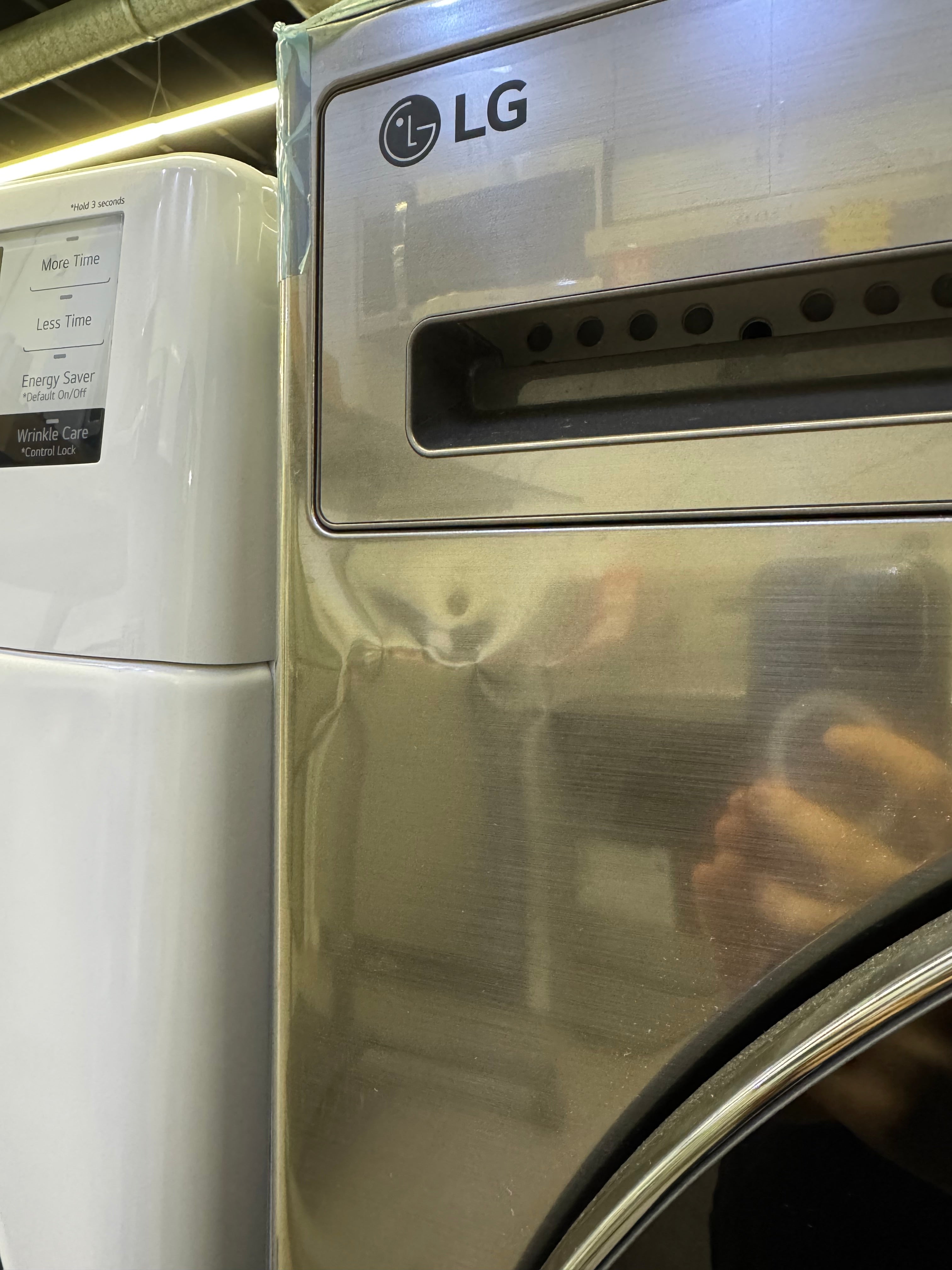 NEW - LG 27” Front Load Washer - WM5800HVA (1 YEAR MANUFACTURER WARRANTY)
