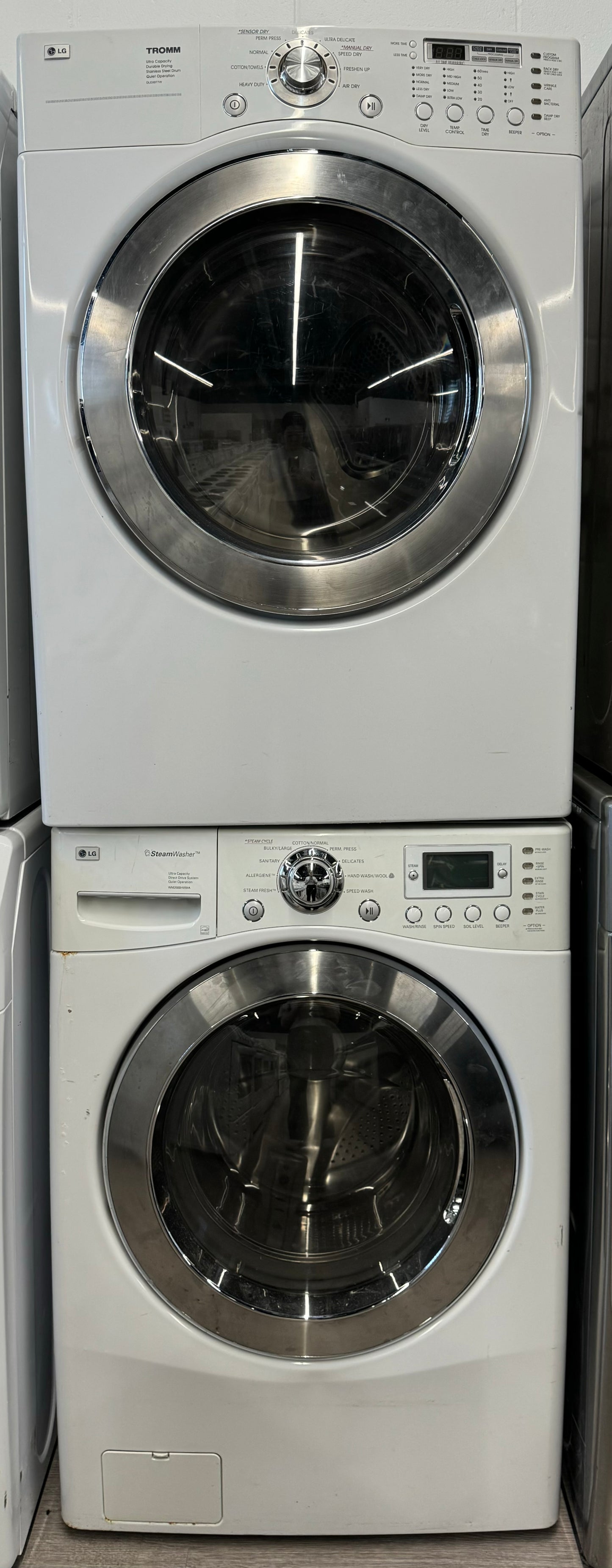 LG 27” Front Load Washer/Dryer Set