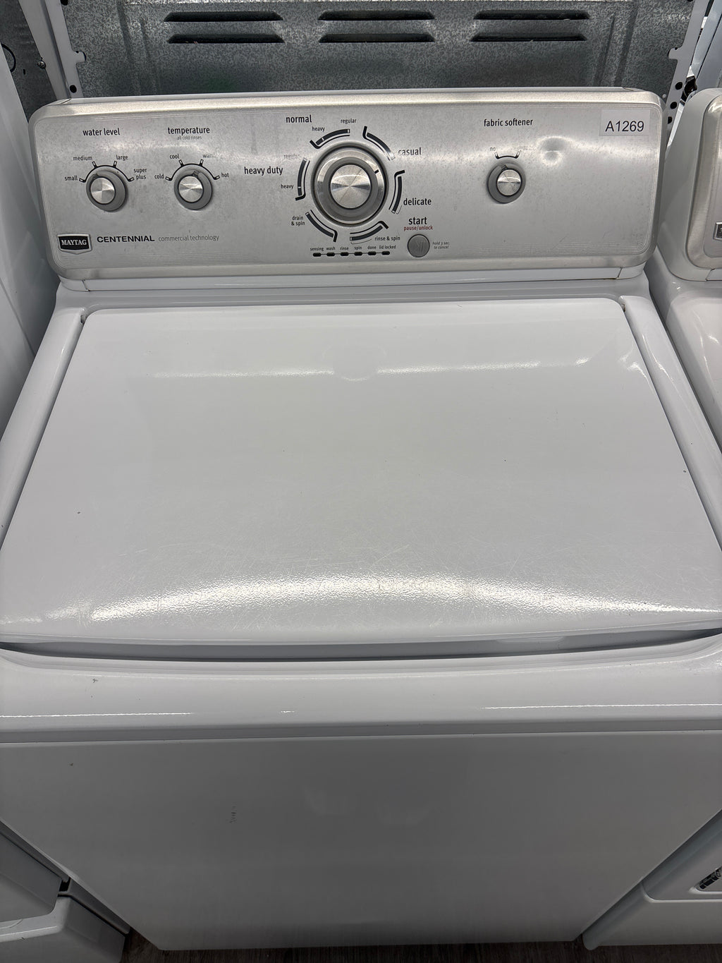 MAYTAG 27” Top load washer - MVWC200XW3 and dryer - YMEDC700VW0