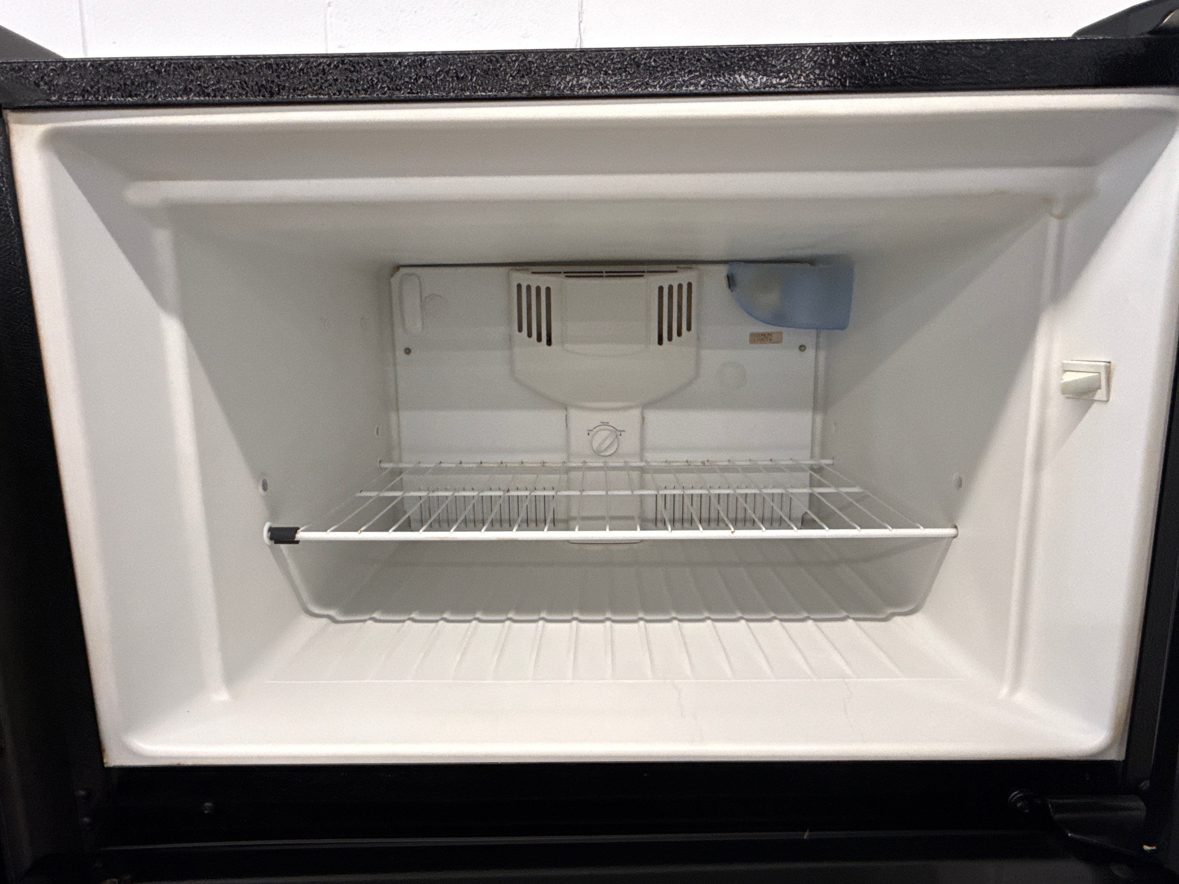Frigidaire 30” Top Freezer Refrigerator - FRT18G6JW2