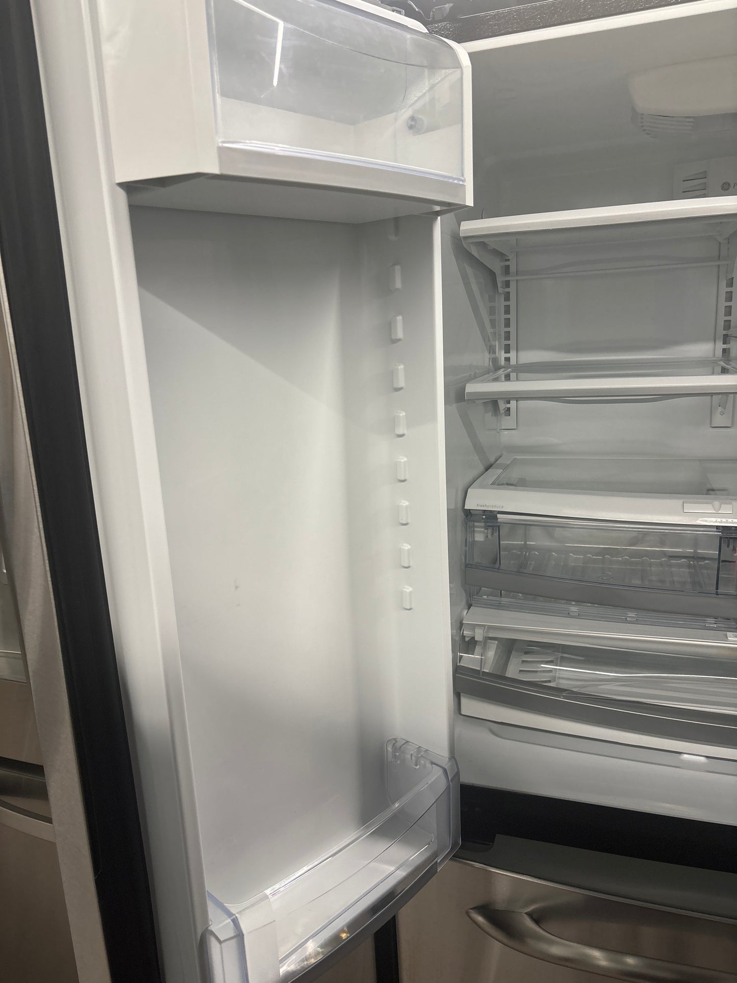 GE 35" French Door Ice Maker