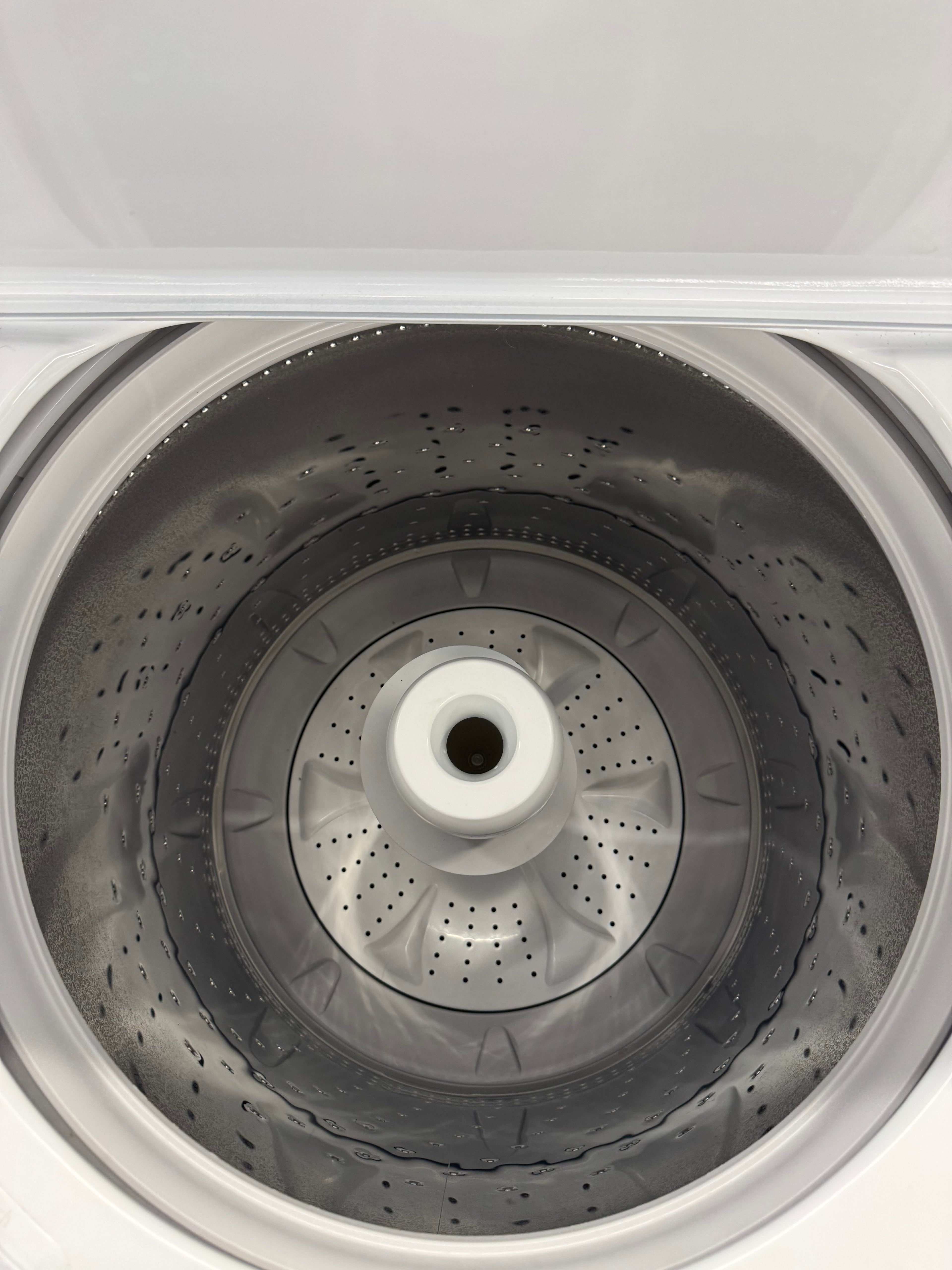 OPEN BOX - Amana 28” Top Load Washer - NTW4519JW2