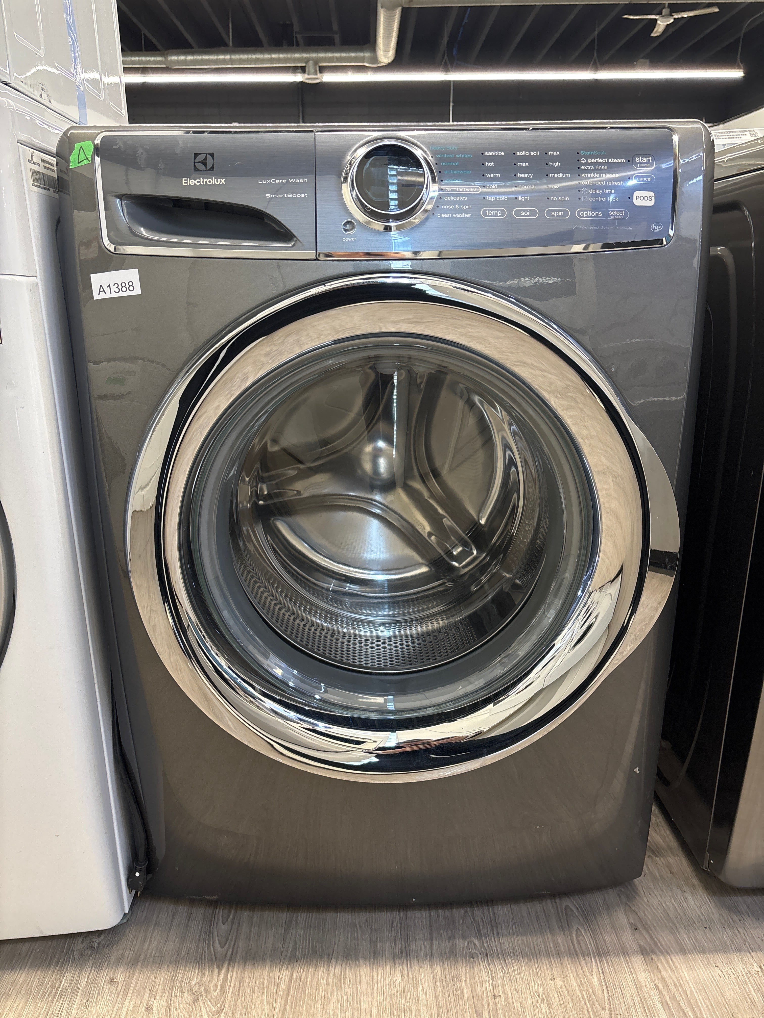 ELECTROLUX 27” Front load washer - EFLS627UTT1