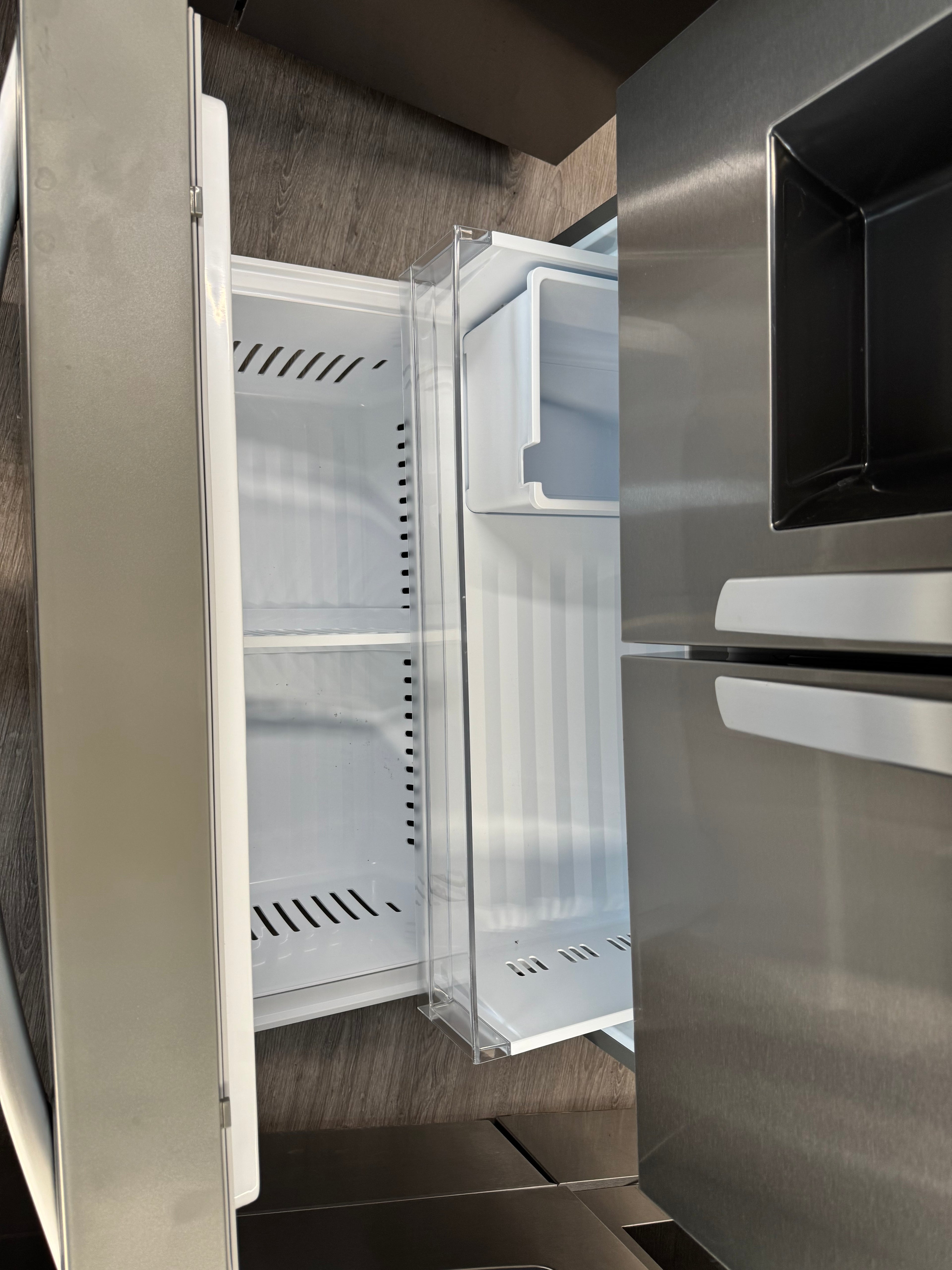 OPEN BOX - LG 36” French Door Fridge with Water & Ice Dispenser - LCFC26XSS/00