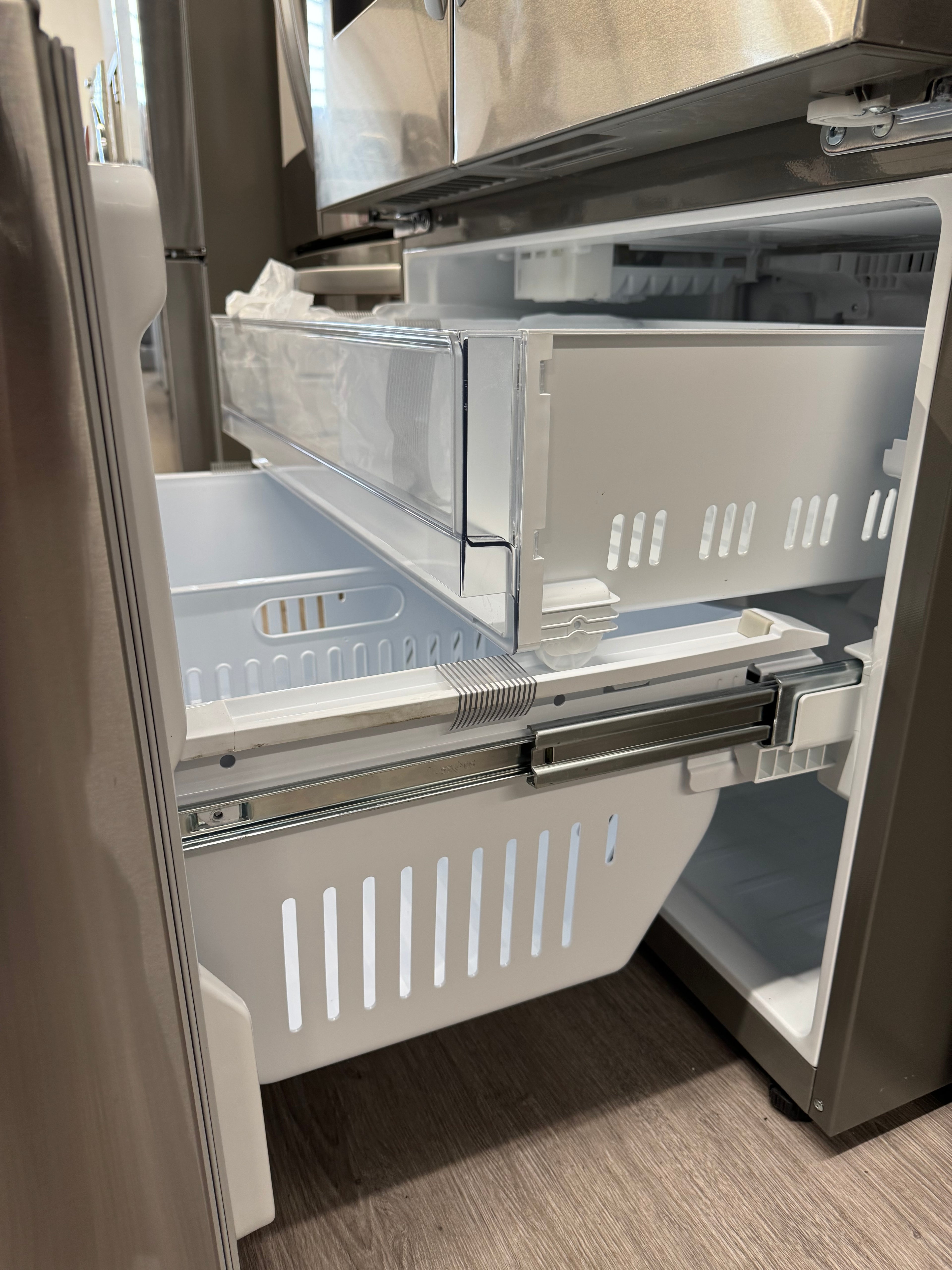 OPEN BOX - LG 36” French Door Refrigerator with Water & Ice Dispenser - LRFXC2606S - 1 YEAR LG WARRANTY
