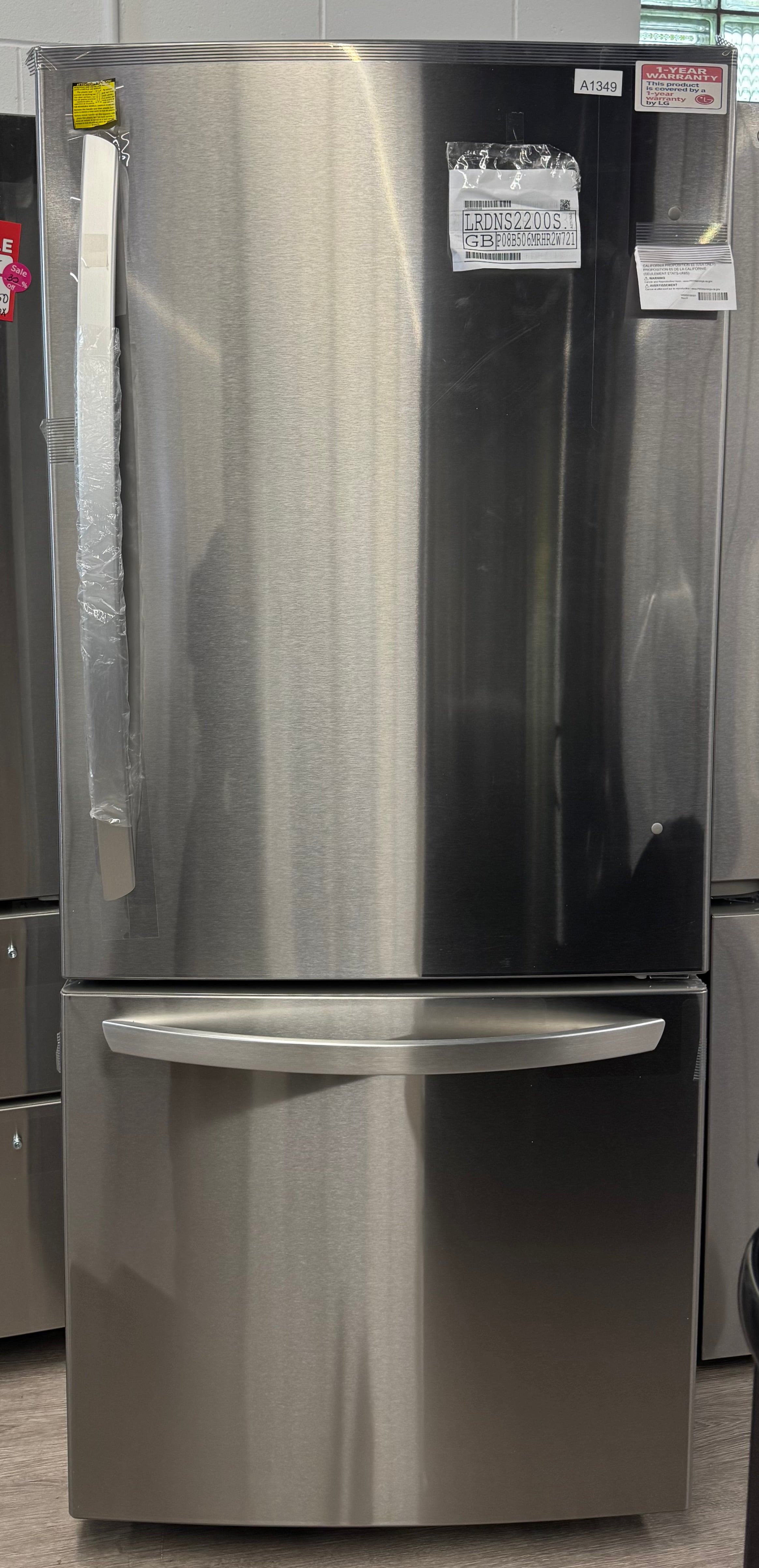 OPEN BOX - LG 30” Bottom Freezer Refrigerator - LRDNS2200S - 1 YEAR LG WARRANTY