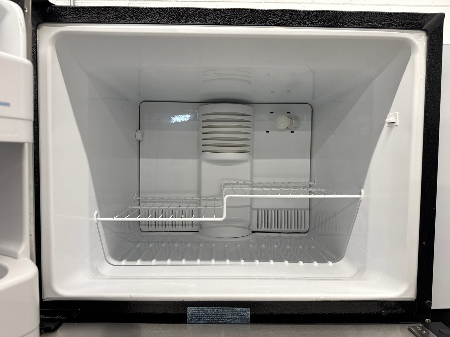 GE 30" Top Freezer Refrigerator -GTS18SBSMRSS
