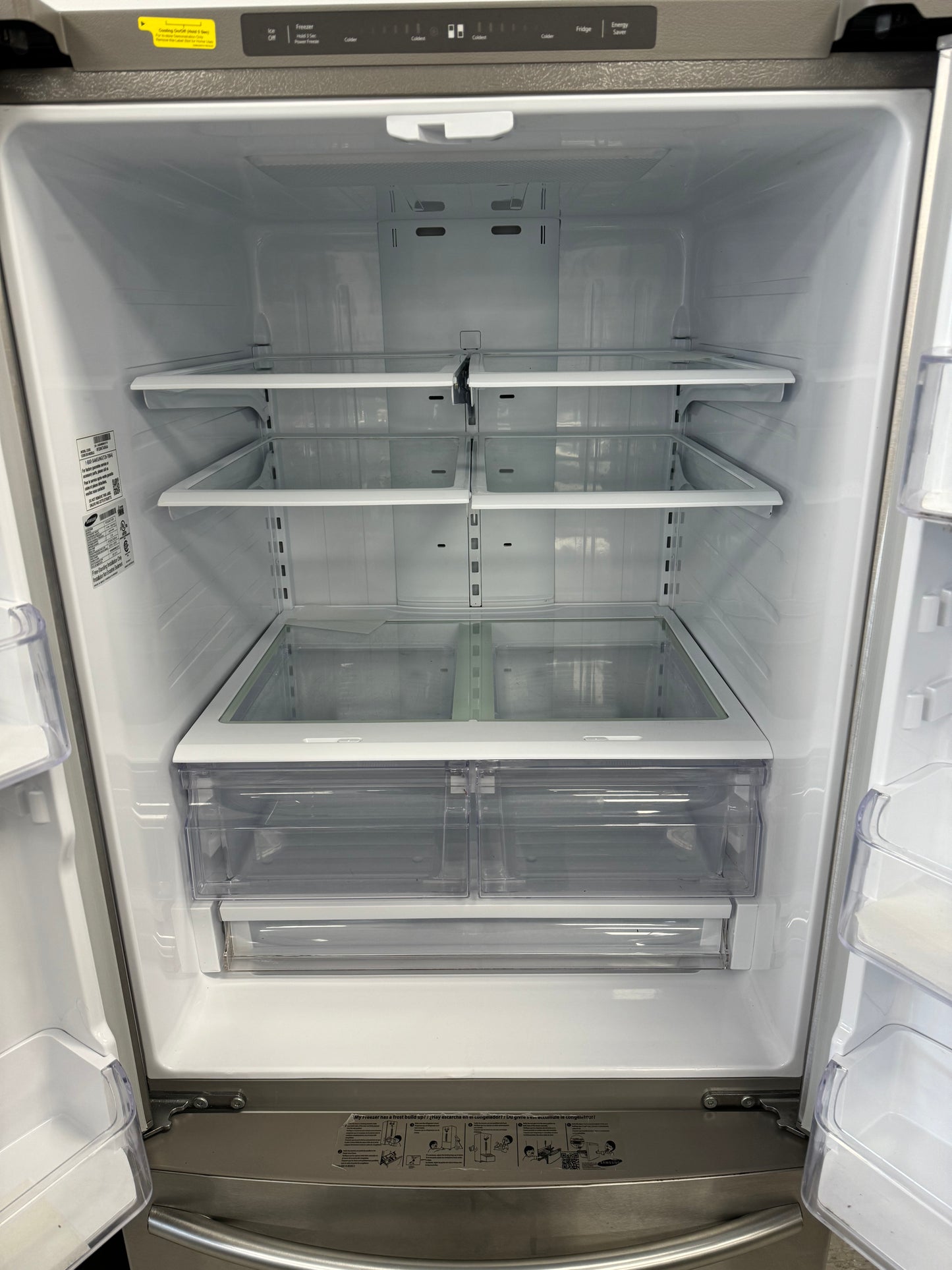 SAMSUNG 30” FRENCH DOOR REFRIGERATOR WITH ICE MAKER - RF220NCTASR