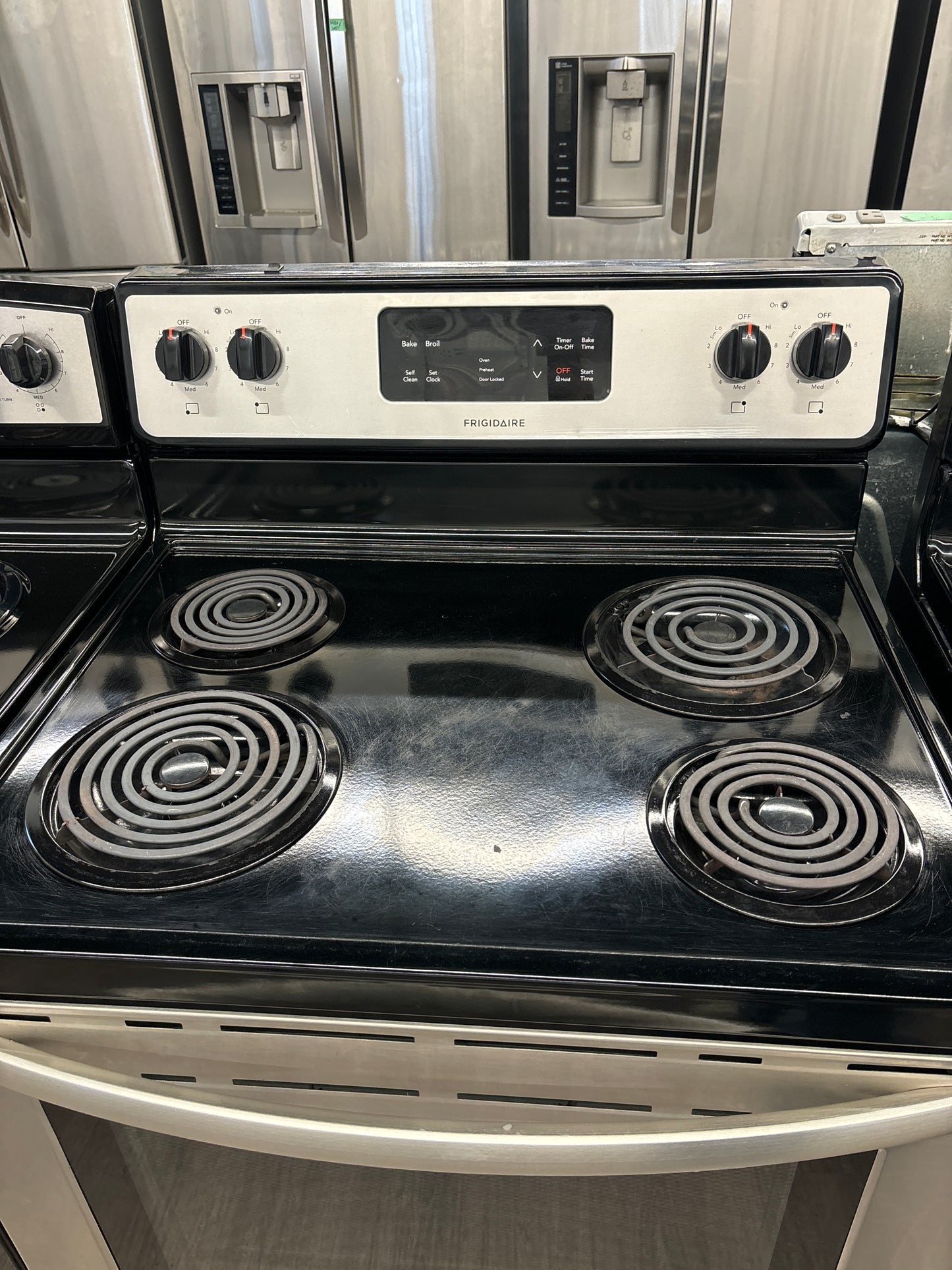 Frigidaire 30” Freestanding Coil Top Range