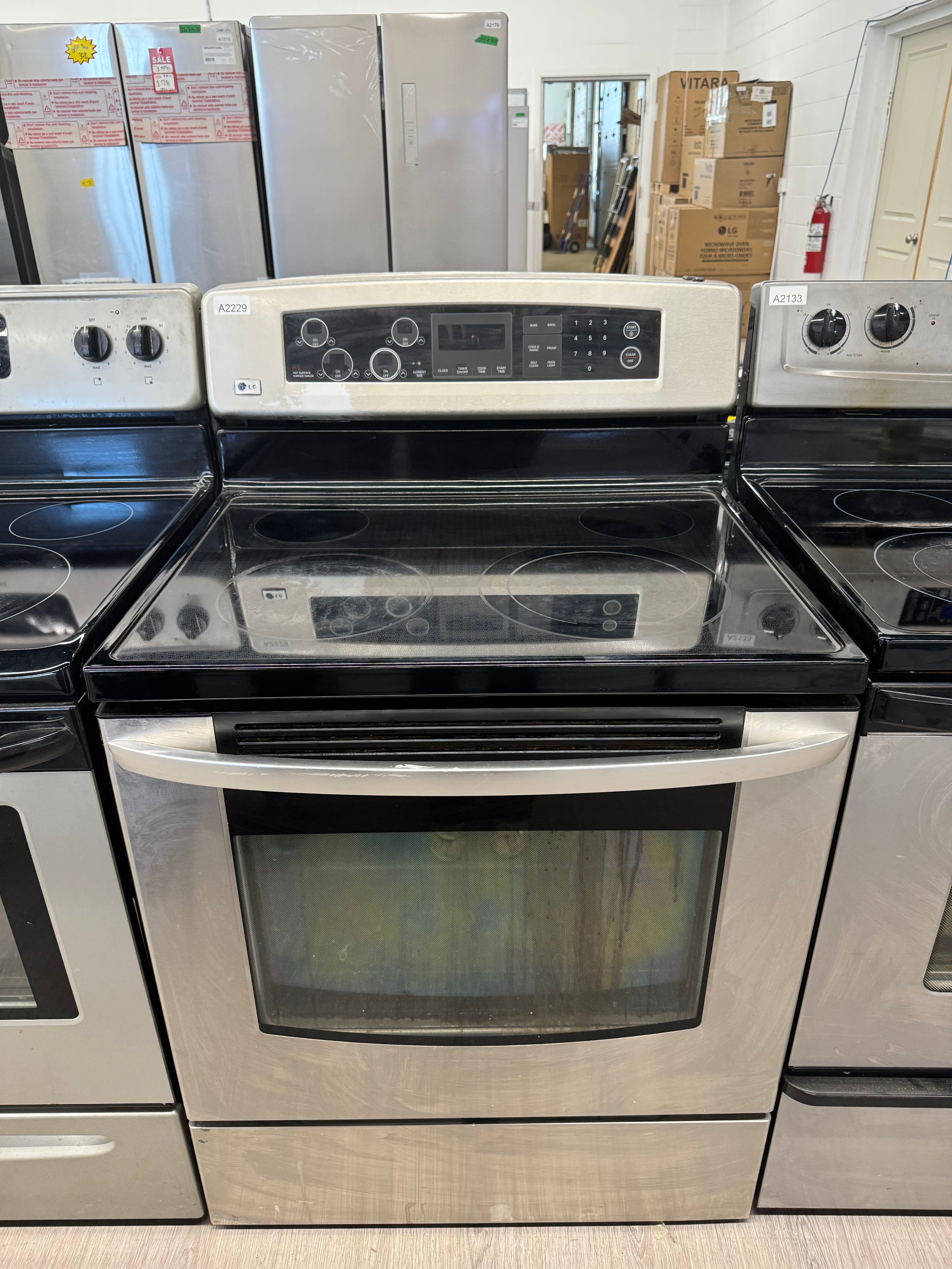 LG 30” Freestanding Glass Top Range - LST5651SS