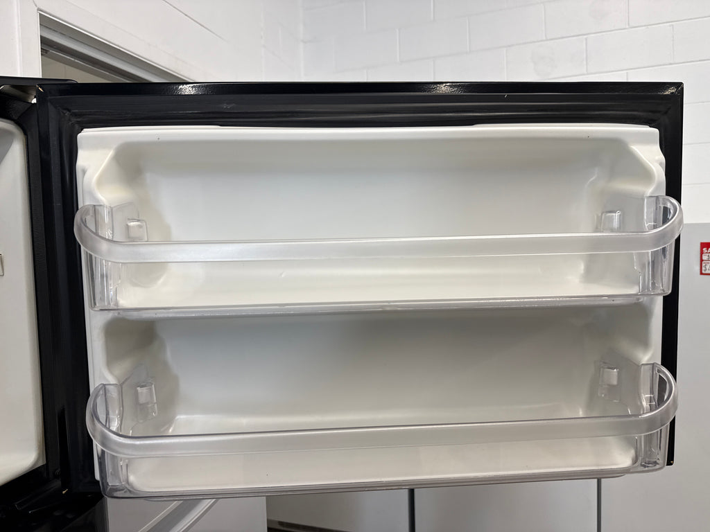 Frigidaire 30” Top Freezer Refrigerator - FRT18G6JW2