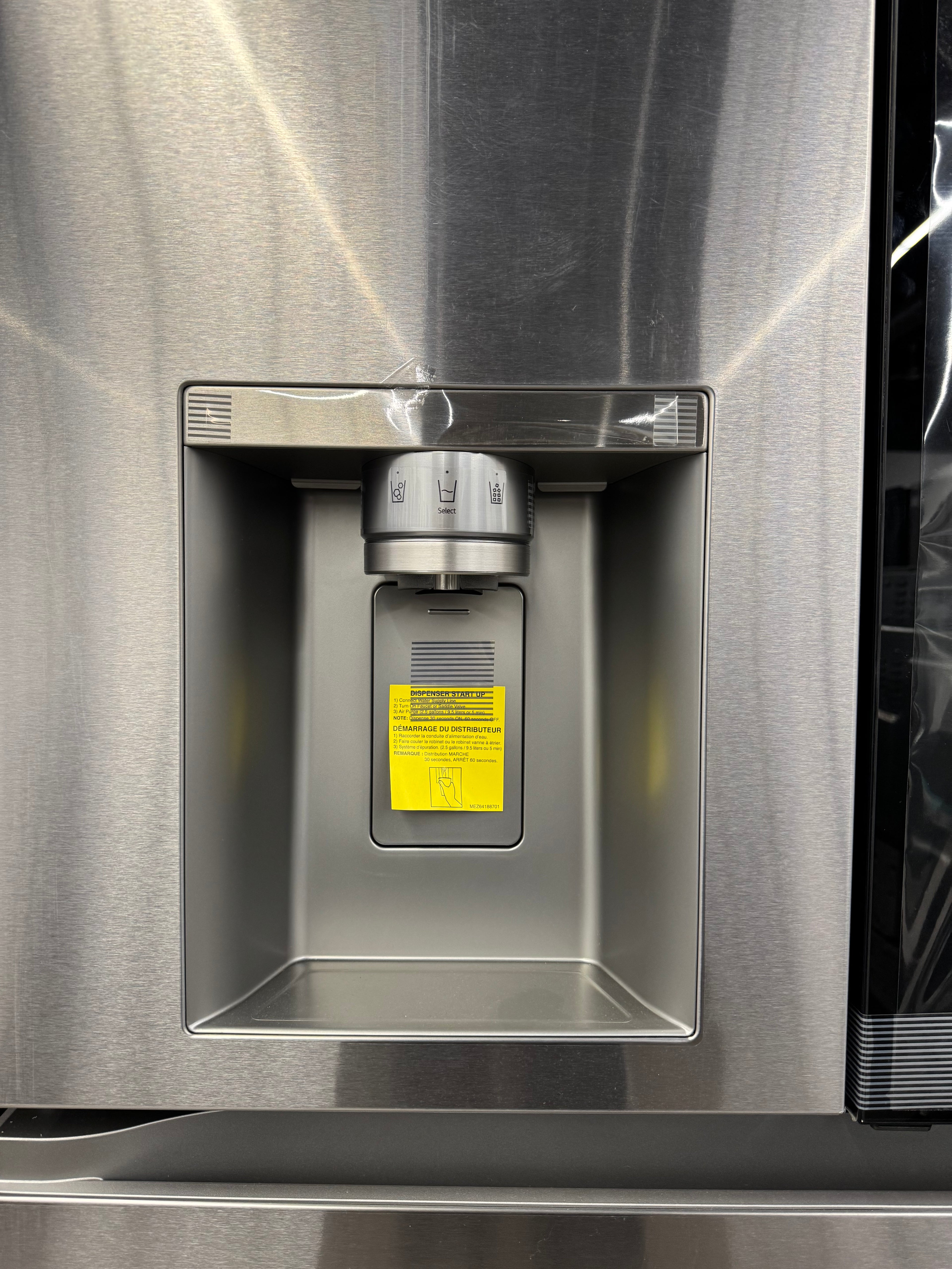 NEW - LG 36” French Door Fridge With Water Dispenser- LF29S8365S (1 YEAR MANUFACTURER WARRANTY)