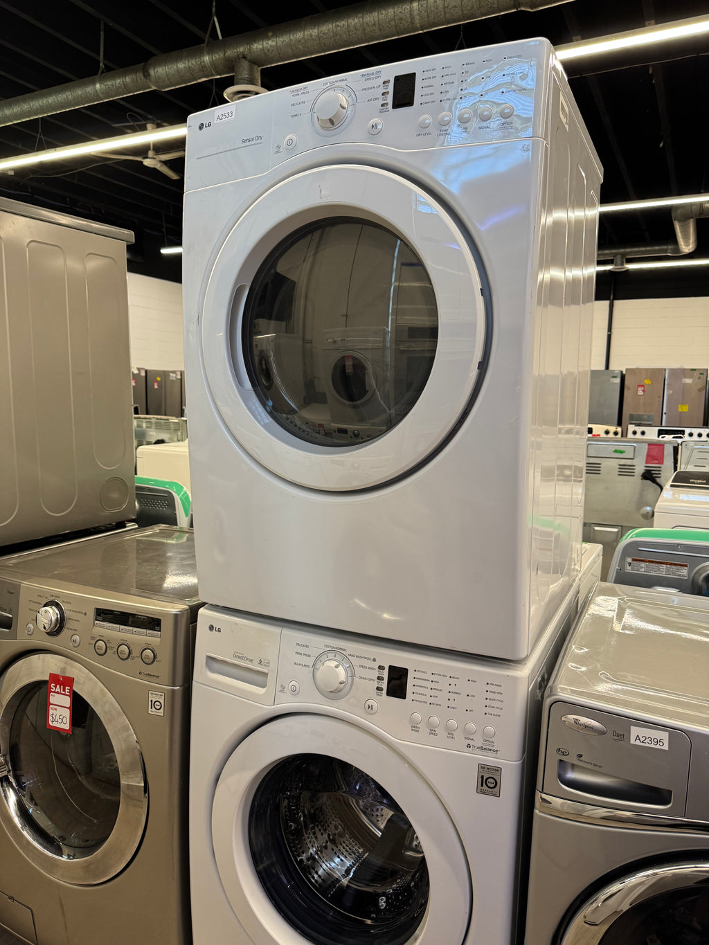 LG 27” Front Load Washer & Dryer Set (WM2140CW & DLE2140W)
