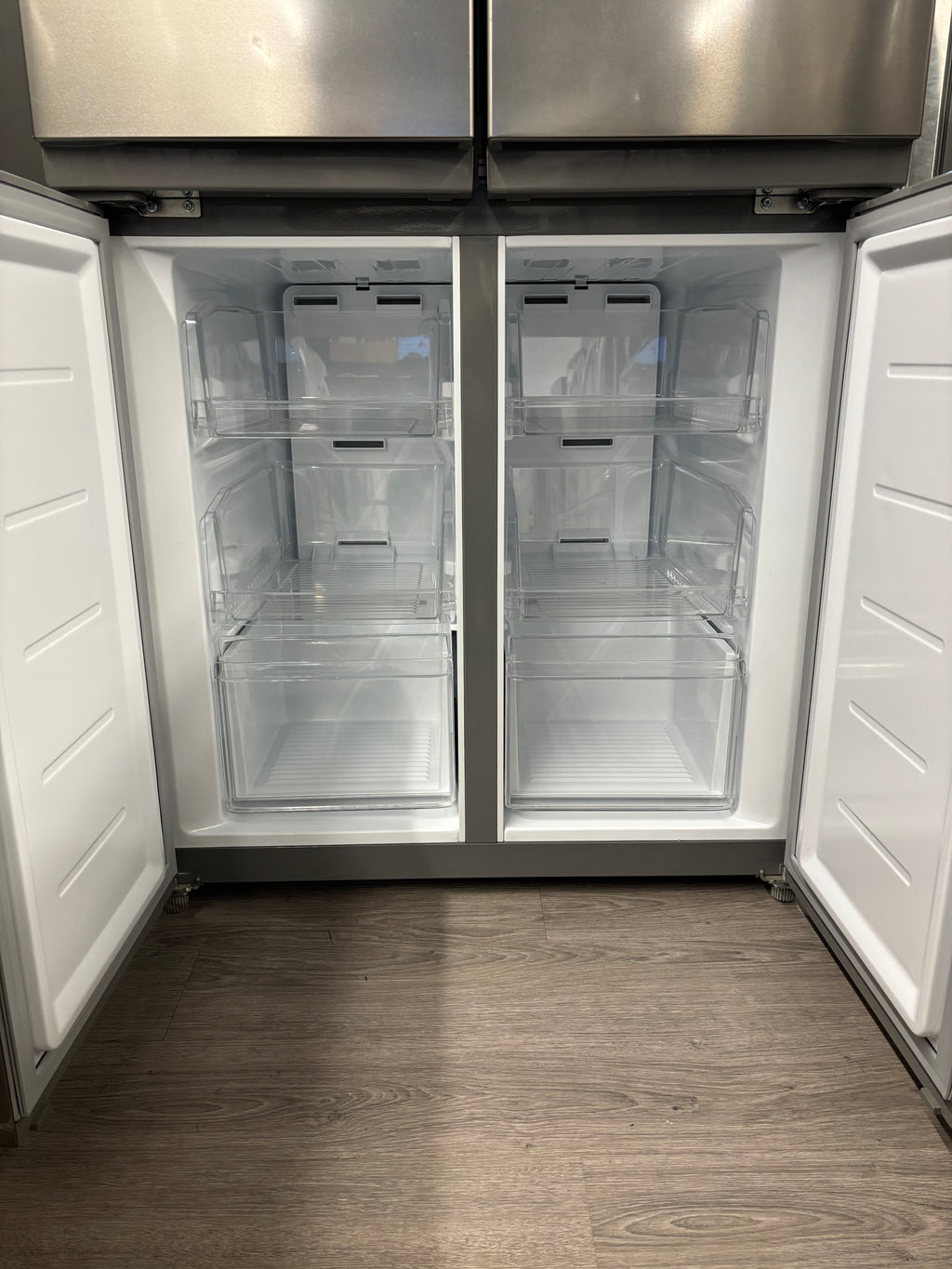 Frigidaire 33” French Door Refrigerator - FFBN1721TV