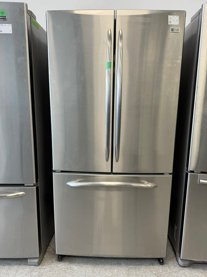 GE 33” FRENCH DOOR REFRIGERATOR WITH ICE MAKER - PFRS2MBXA