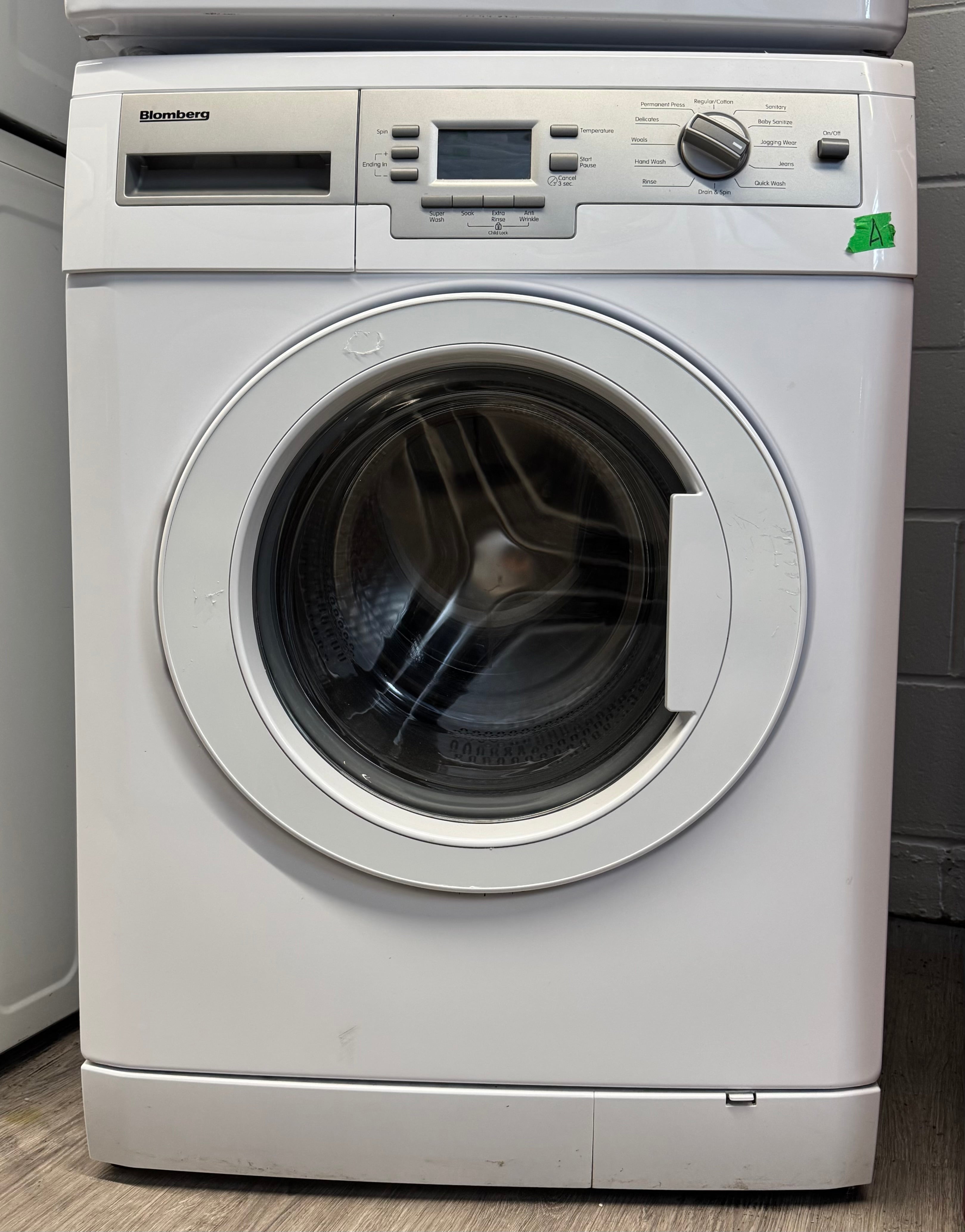 Blomberg 24” Front Load Washer & Dryer Set - WM77120NBL01 & DV17542