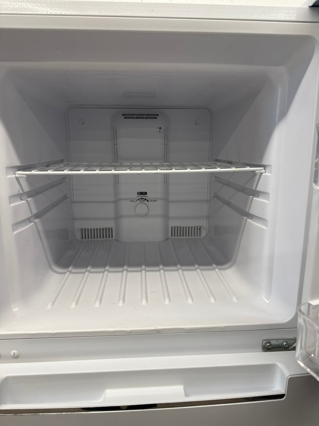 CROSLEY 24” Top freezer fridge- CRHS12RW