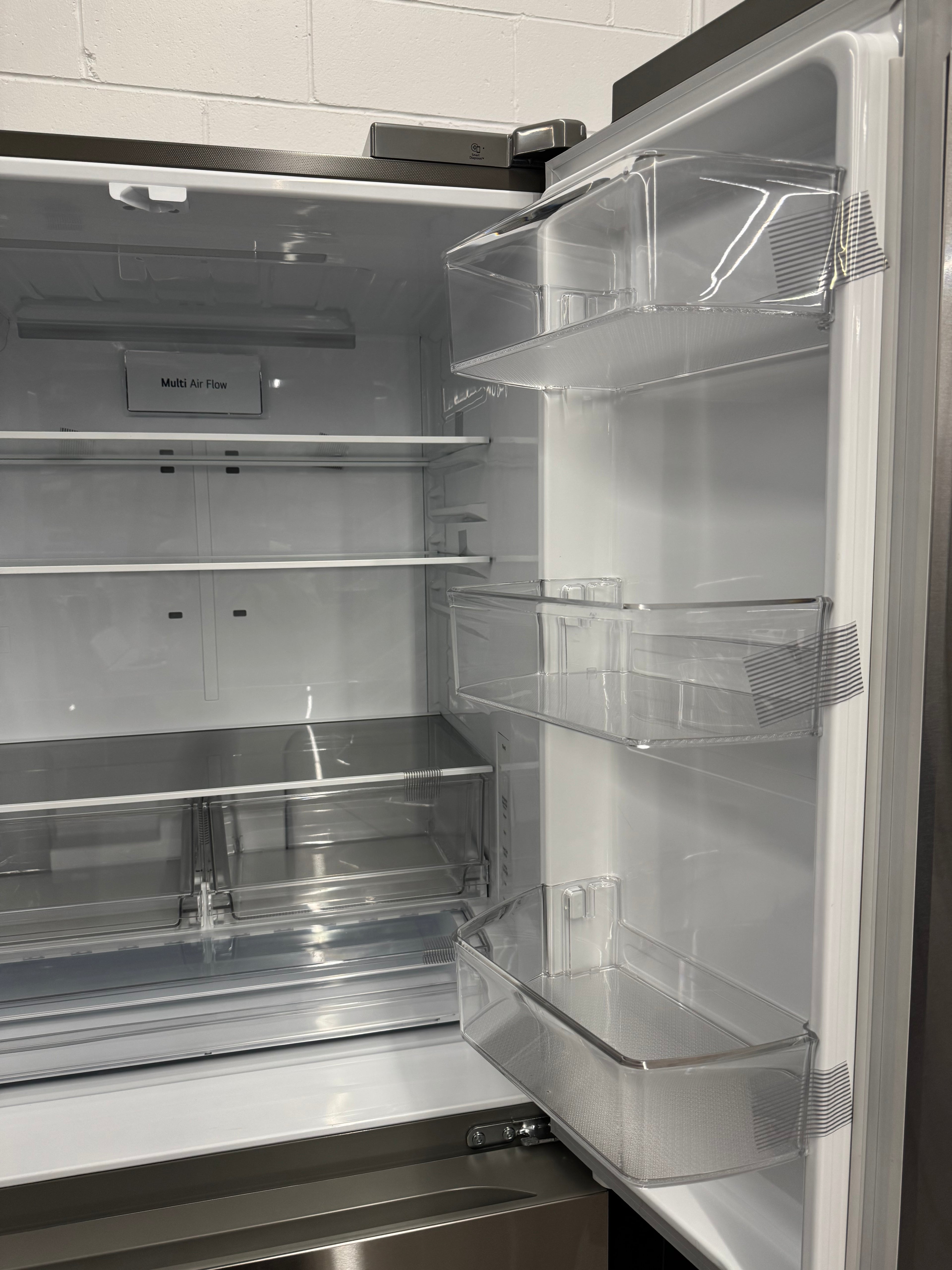 NEW - LG 33” Counter Depth French Door Refrigerator - LF21C6200S (1 YEAR MANUFACTURER WARRANTY)