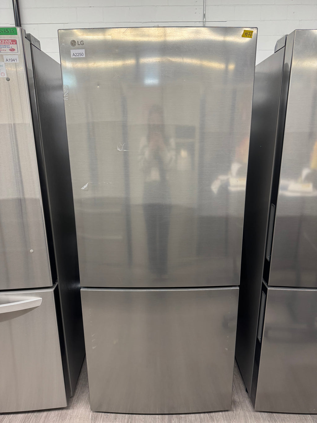 NEW - LG 28” Counter Depth Bottom Freezer Refrigerator - LBNC15251V