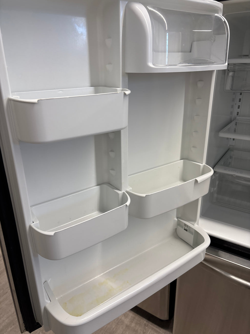 Amana 30” Bottom Freezer Refrigerator - ABL1922FES3