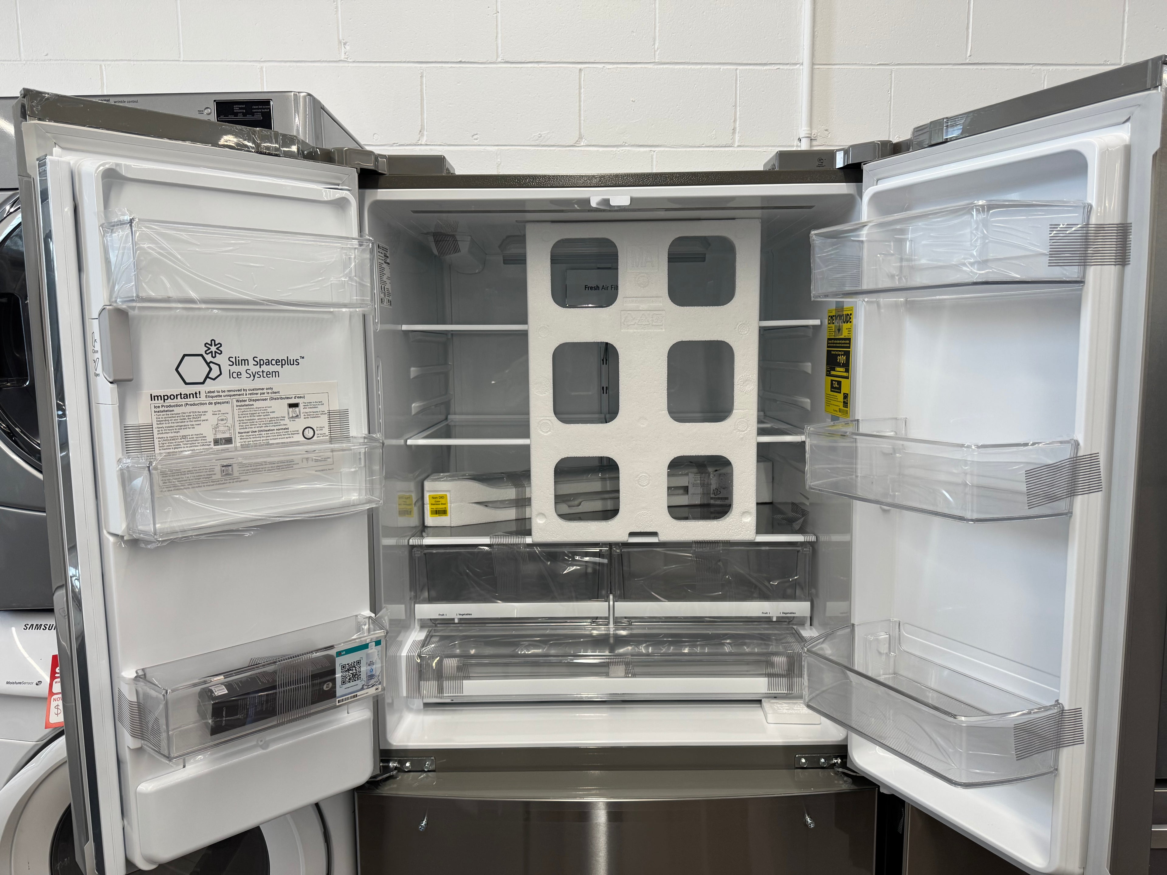 OPEN BOX - LG 36” French 4-Door Fridge with Water & Ice Dispenser- LMXS28626S/05