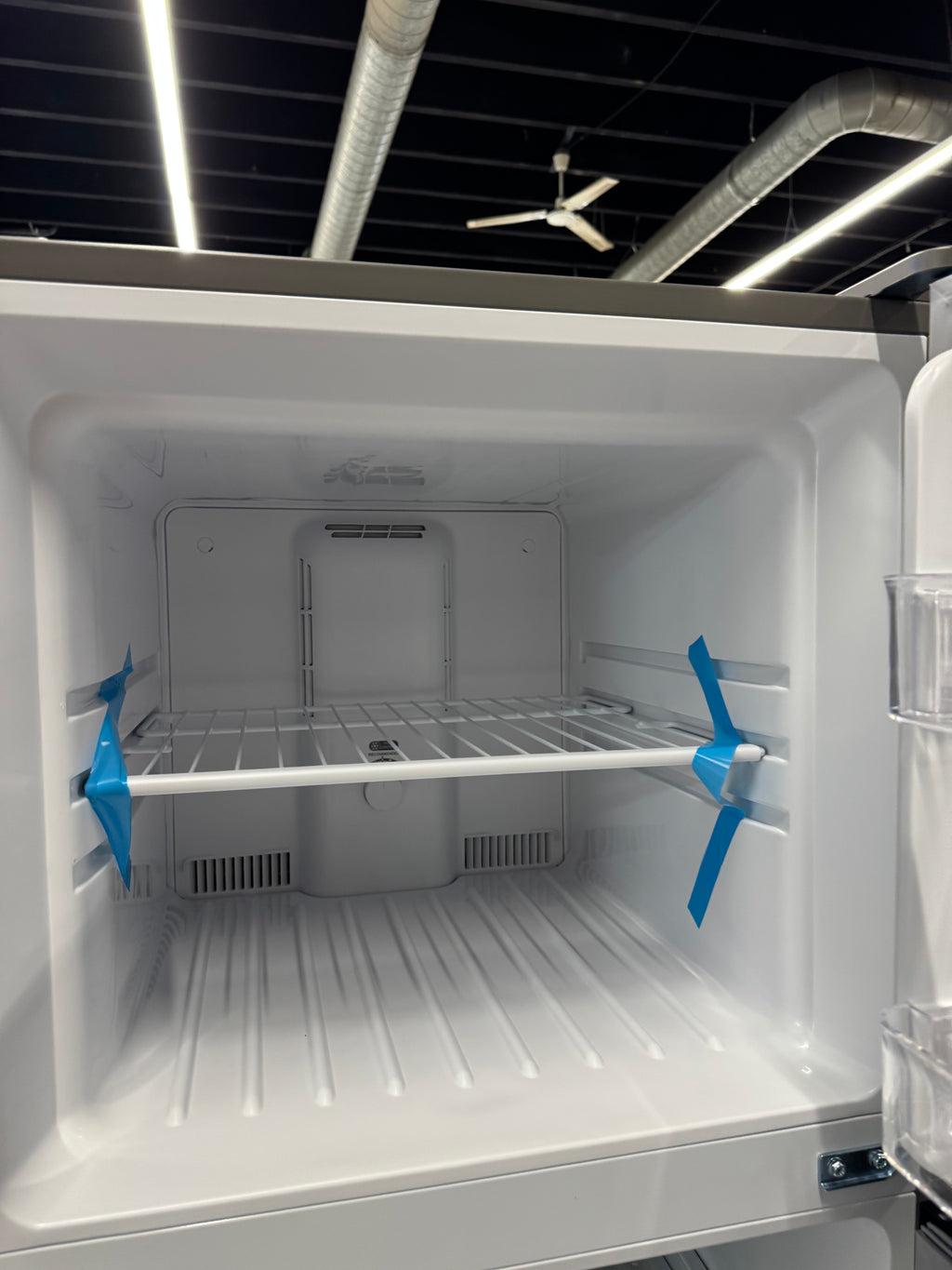 NEW - Vitara 24” Top Freezer Refrigerator - VTFR1201ESE