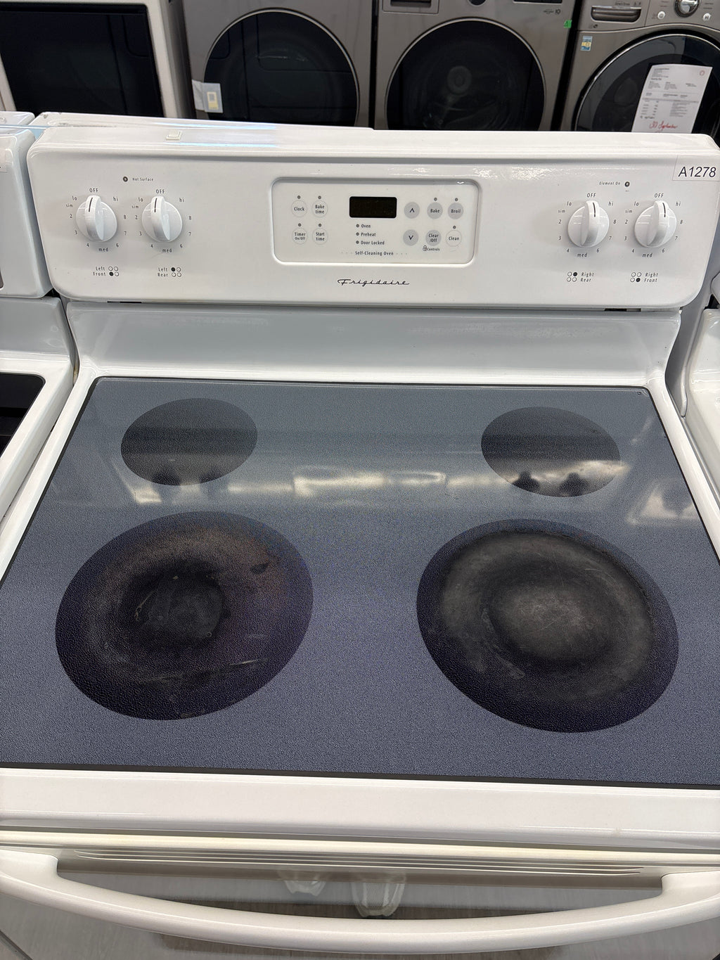 FRIGIDAIRE 30” Glass top range - CFEF36HSD