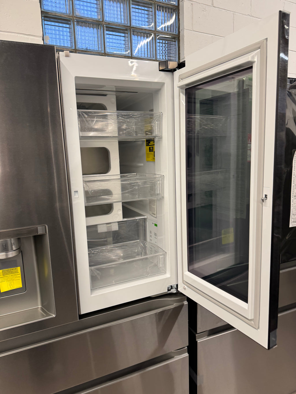 NEW - LG 36” French Door Fridge With Water Dispenser- LF29S8365S (1 YEAR MANUFACTURER WARRANTY)