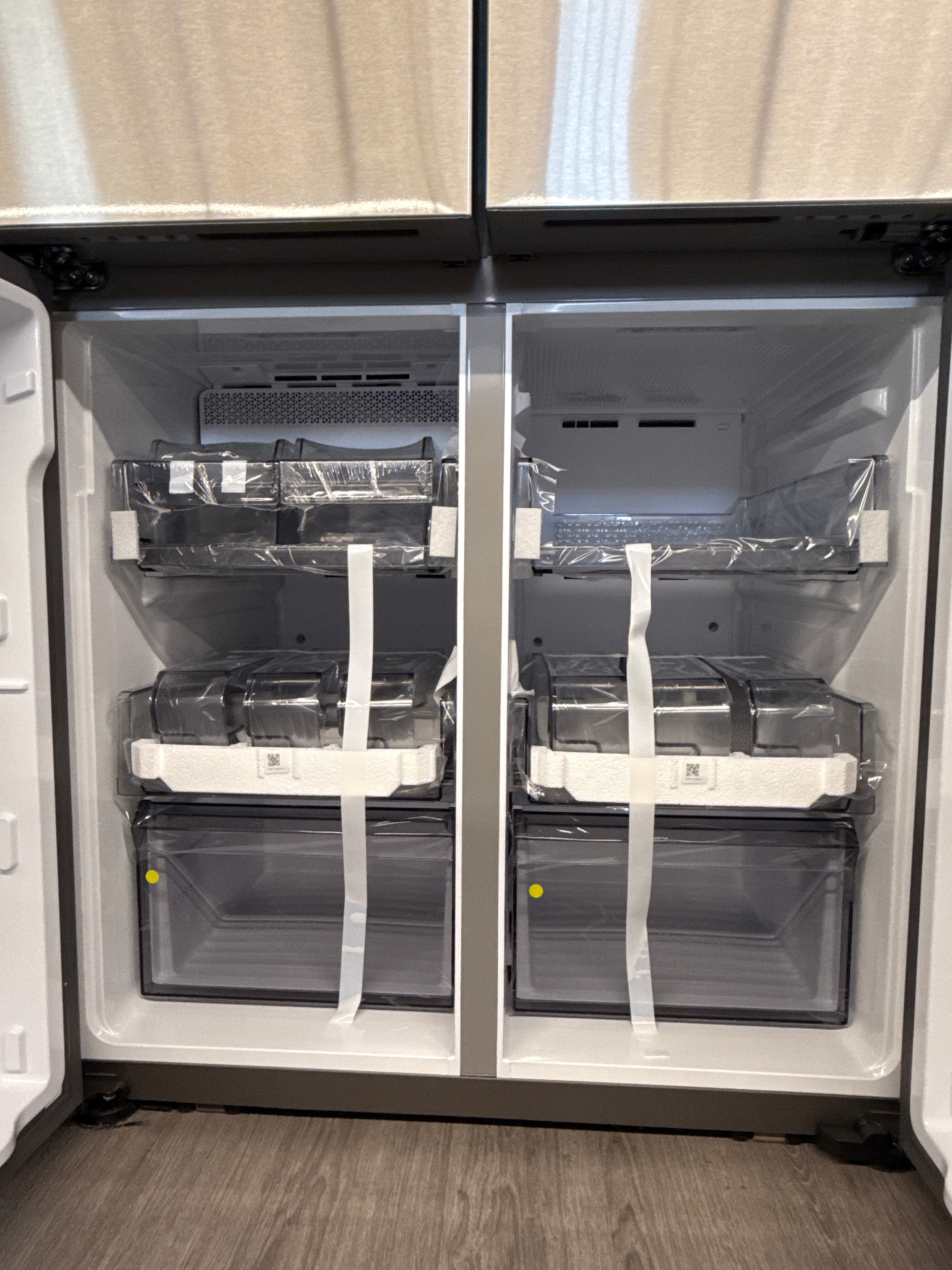 OPEN BOX- Samsung 36” Smart 4-Door French Door Refrigerator - RF29A9071SR