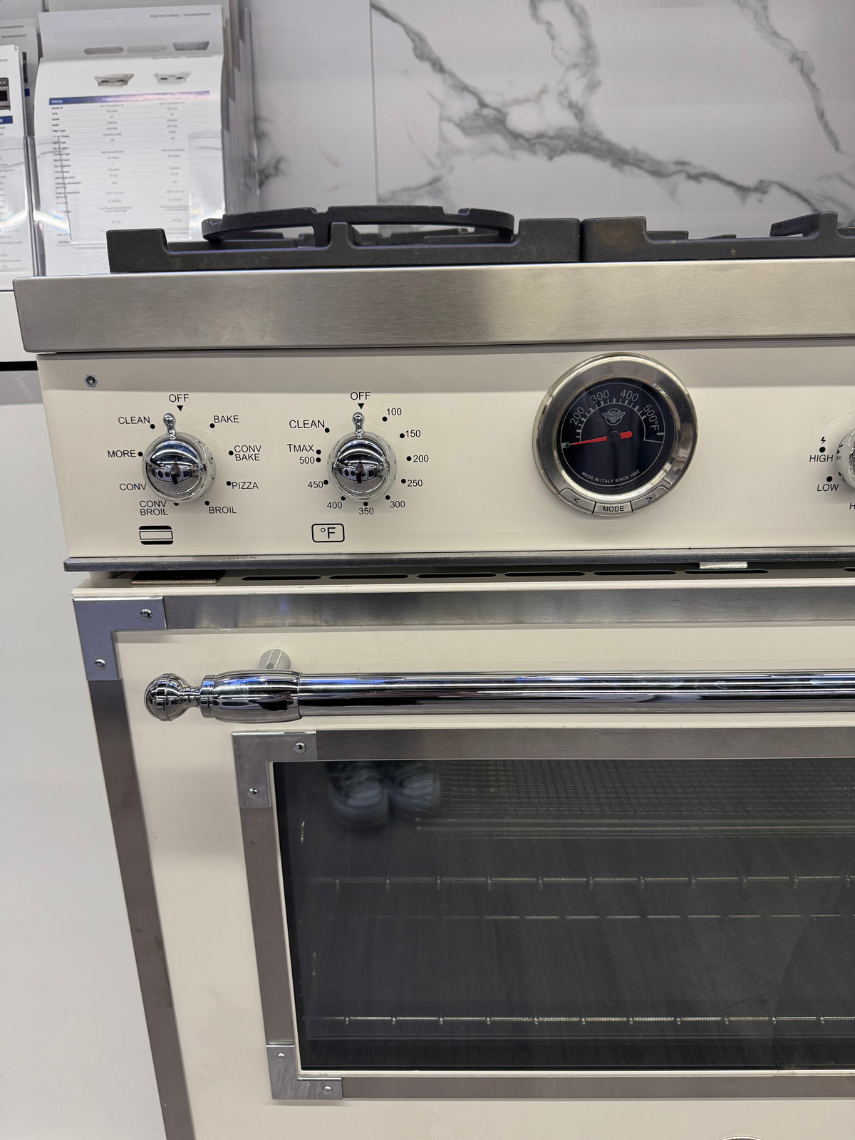 OPEN BOX Bertazzoni Heritage 36" Dual Fuel Range HER366BCFEPAVT – Avorio Ivory | Ottawa