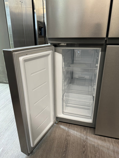 Frigidaire 33" French Door Refrigerator - FFBN1721TV