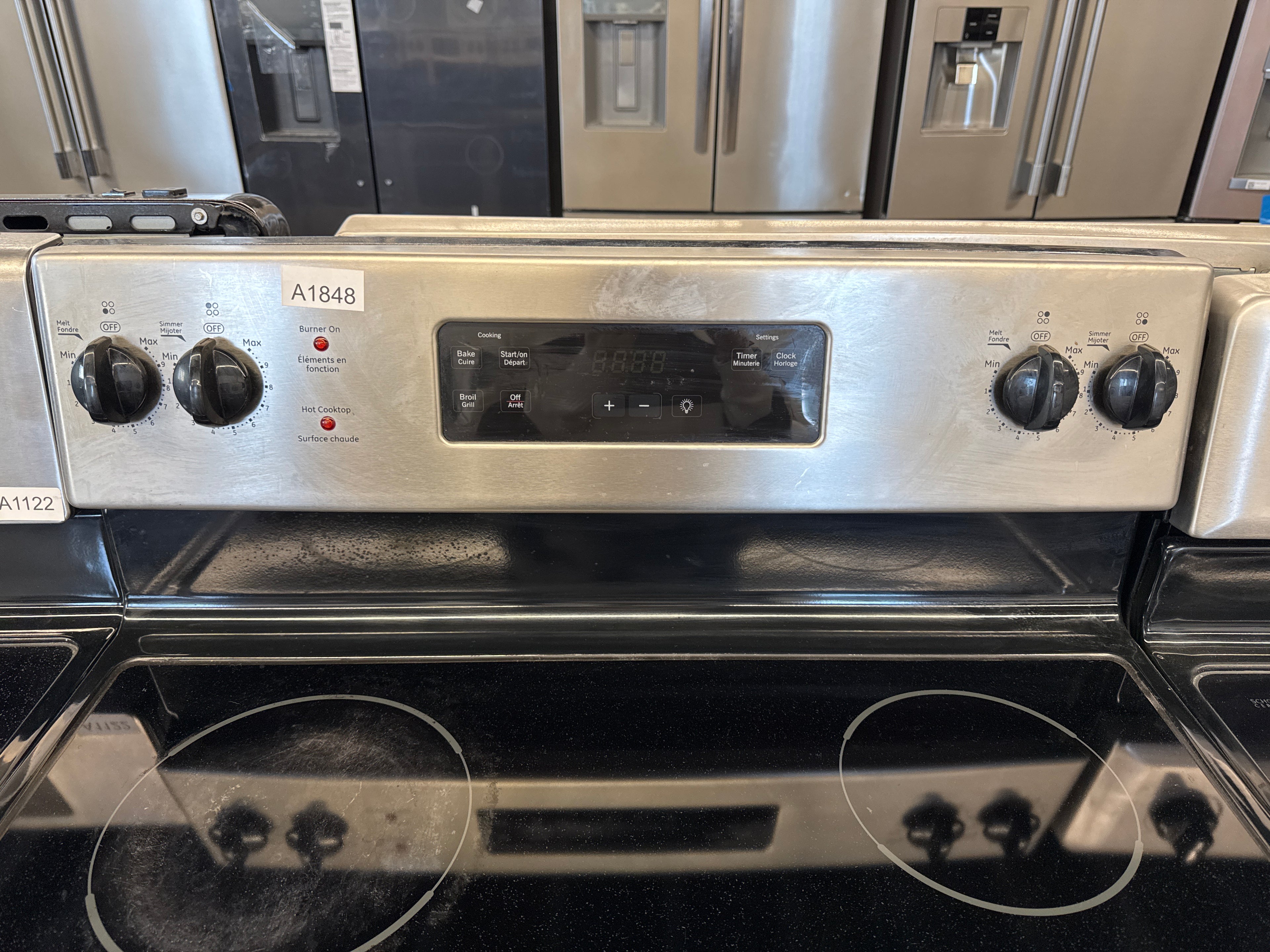 Insignia 30” Freestanding Glass Top Range - NS-RNE4BMSS9C