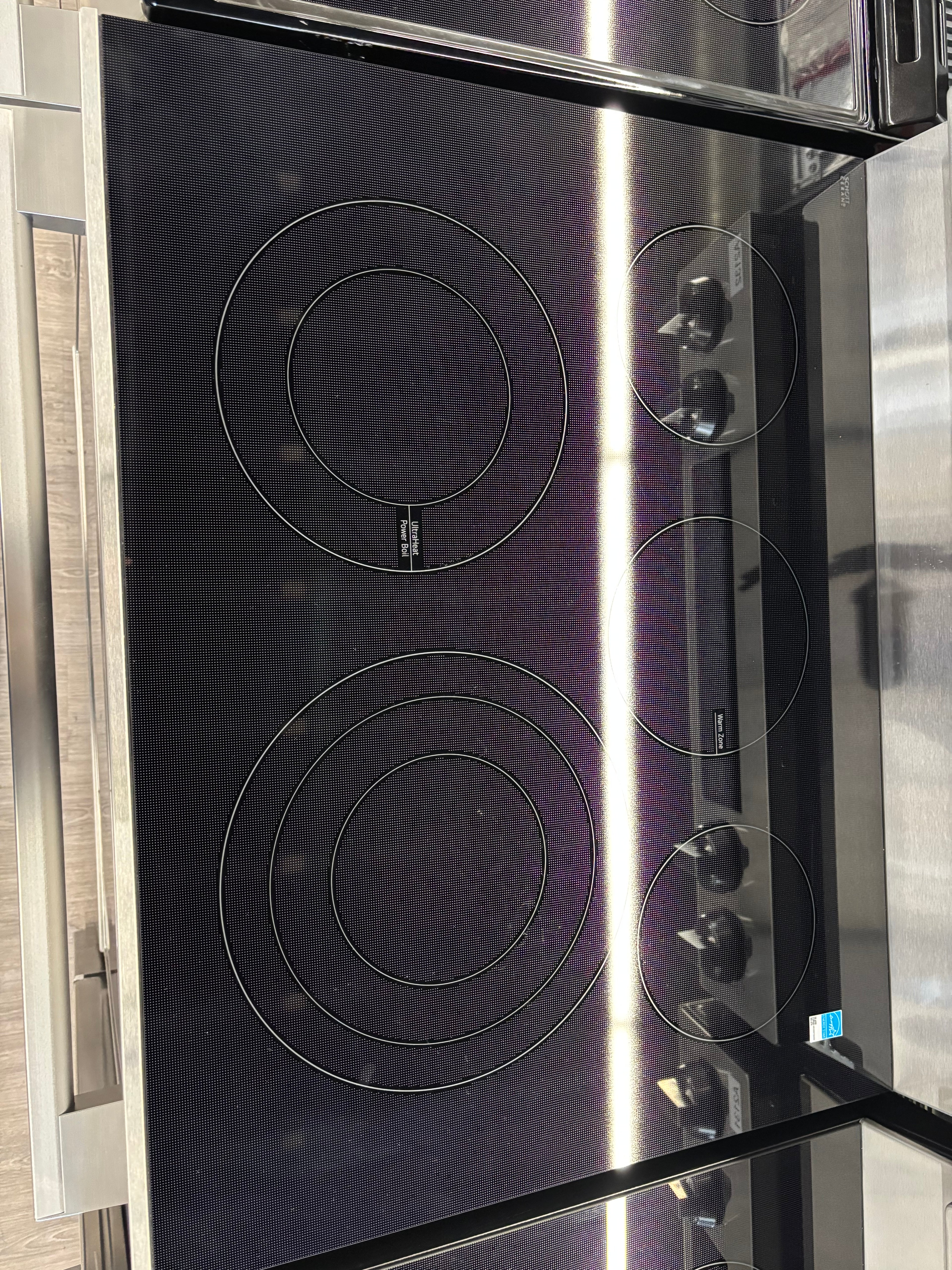 NEW - LG 30” Freestanding Glass Top Range - LREN6325XE (1 YEAR MANUFACTURER WARRANTY)