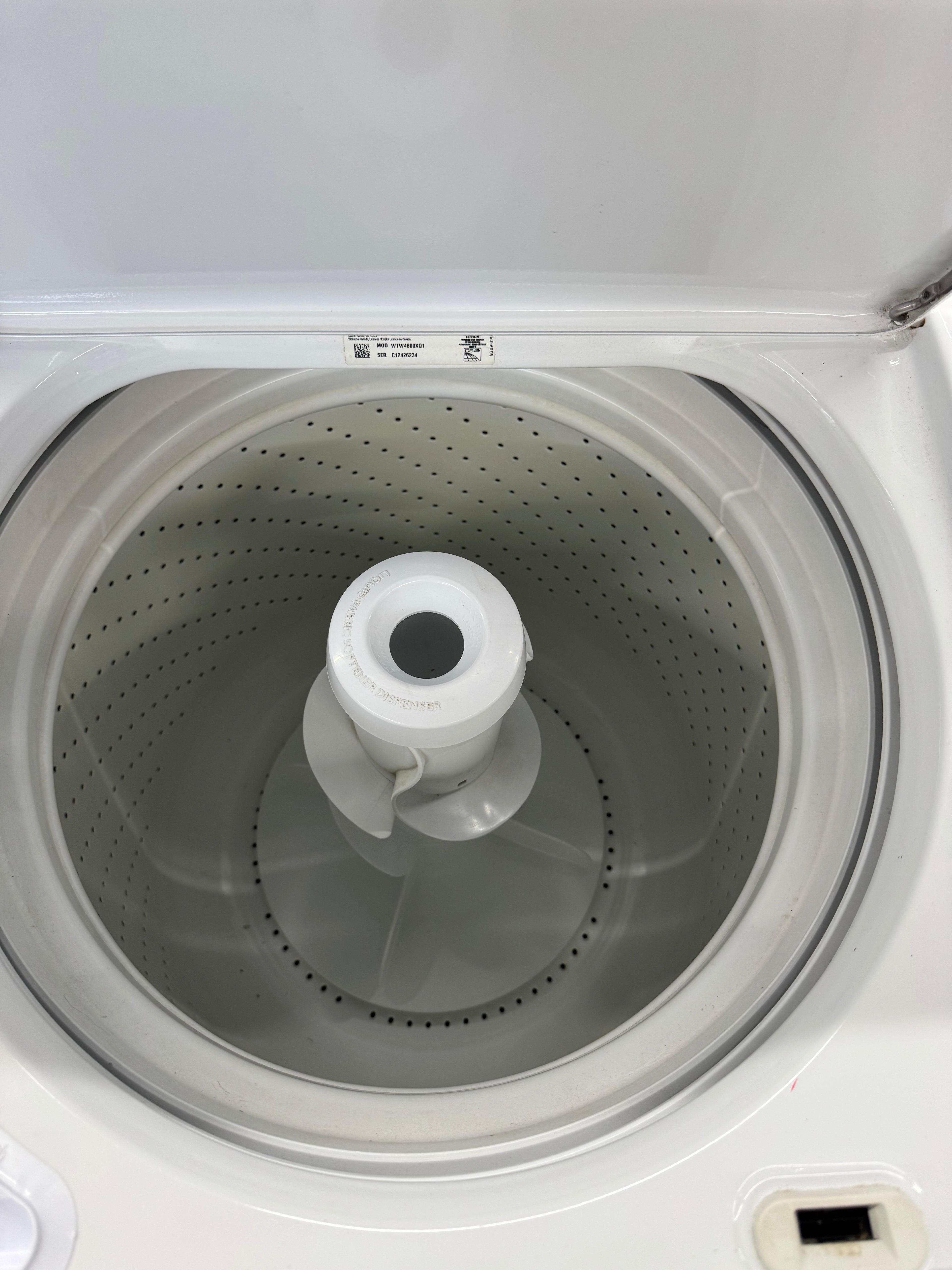 Whirlpool 27” Top Load Washer & Dryer Set (WTW4800XQ1 & YWED4700XQ0)