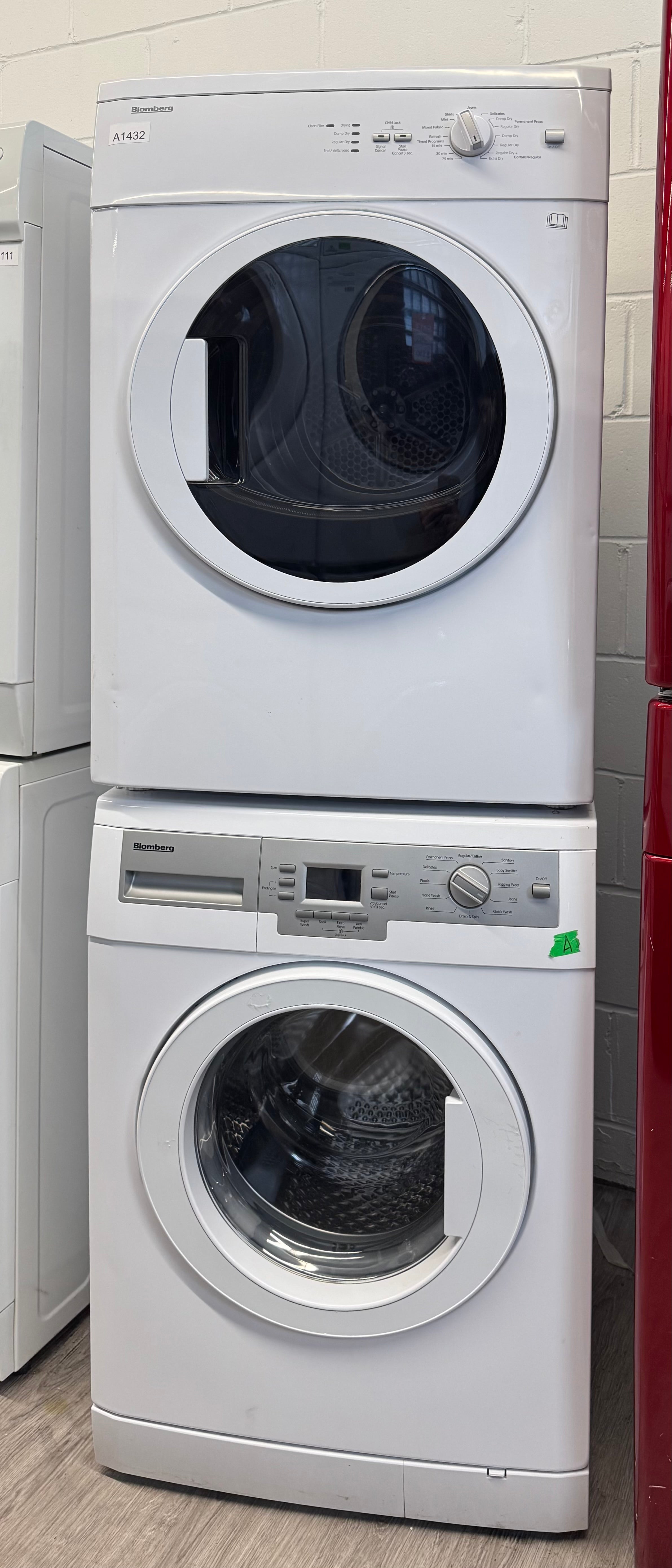 Blomberg 24” Front Load Washer & Dryer Set - WM77120NBL01 & DV17542