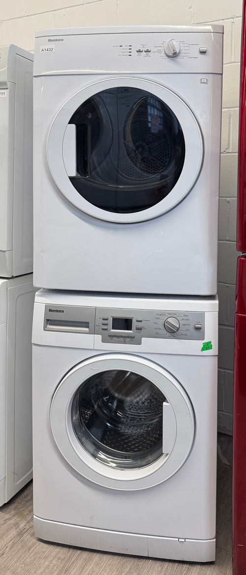 Blomberg 24” Front Load Washer & Dryer Set - WM77120NBL01 & DV17542