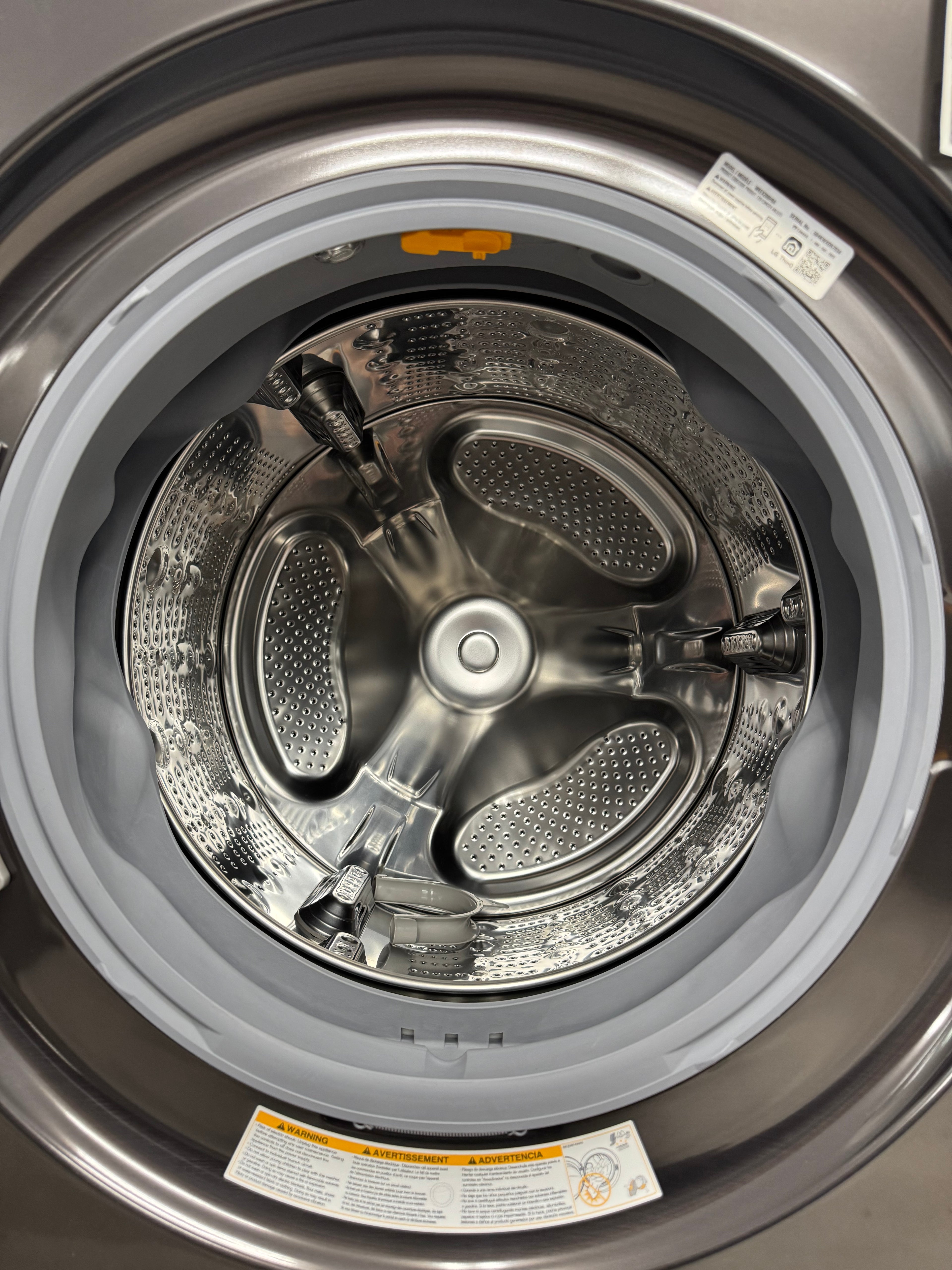 NEW - LG 27” WashTower, Laundry Center - WKEX200HBA (1 YEAR MANUFACTURER WARRANTY)