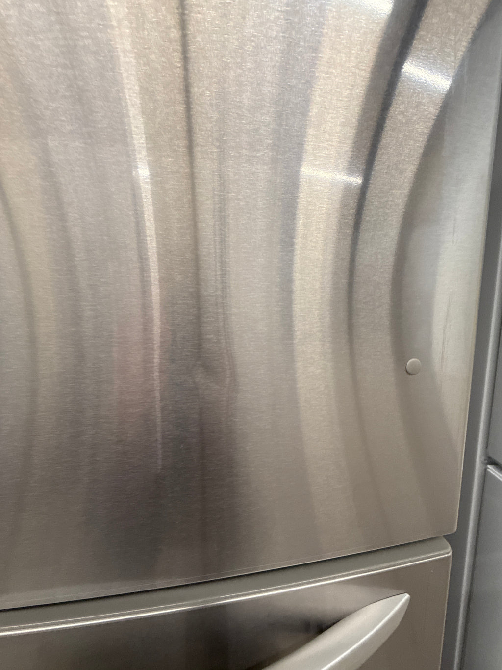 NEW - LG 30” LRDNS2200S (1 YEAR MANUFACTURER WARRANTY)