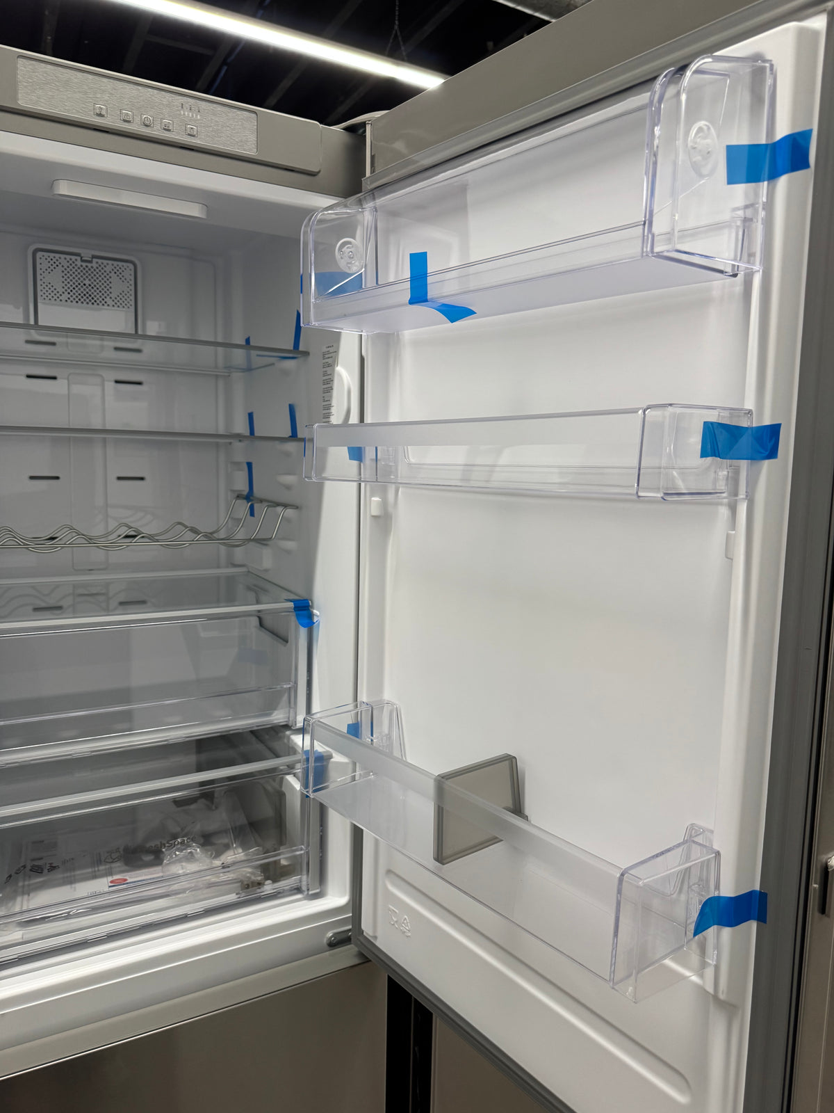 NEW - Whirlpool 24” Counter-Depth Bottom Freezer Refrigerator - URB551WNGZ