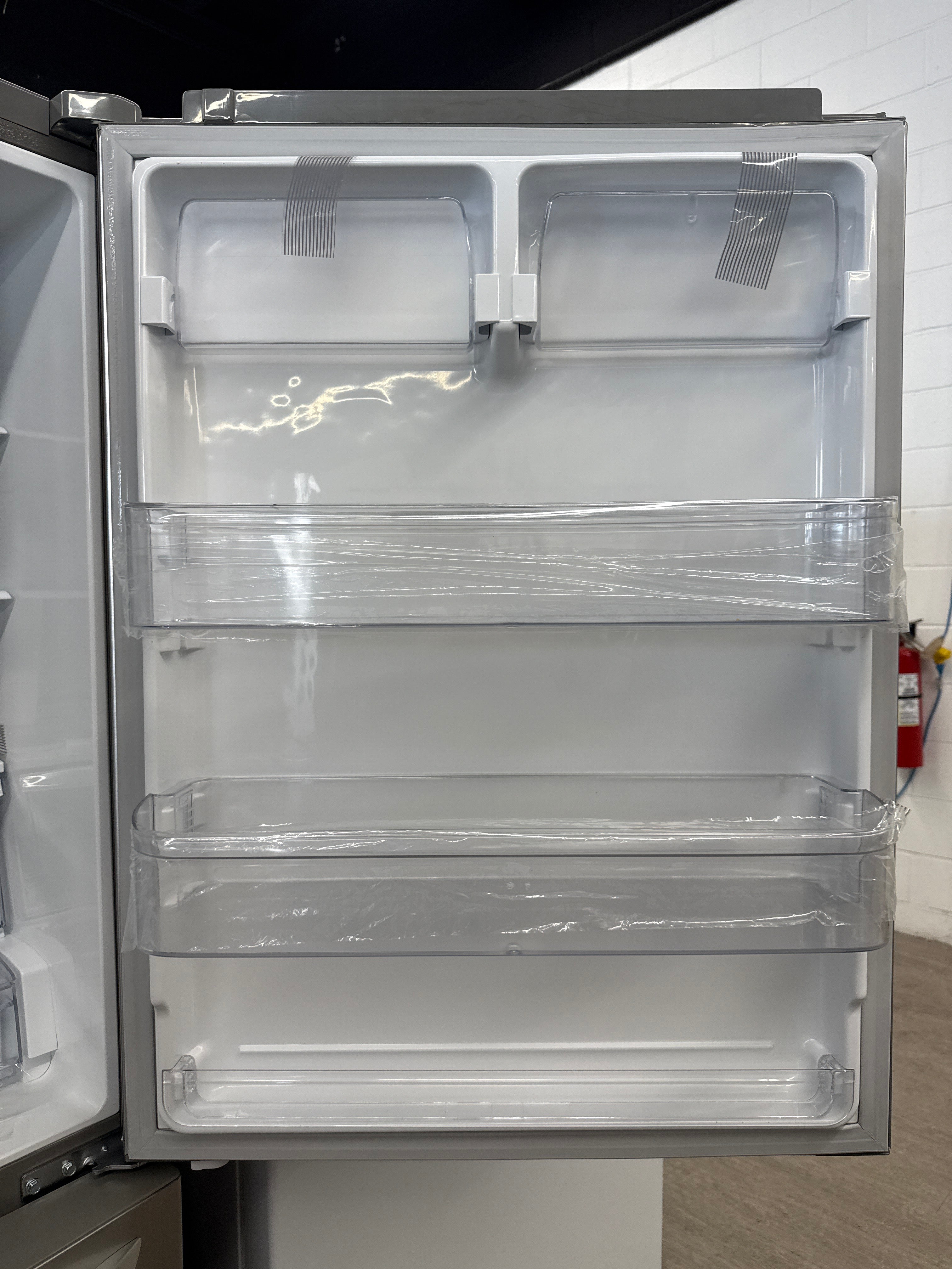 NEW - LG 30” LRDNS2200S (1 YEAR MANUFACTURER WARRANTY)