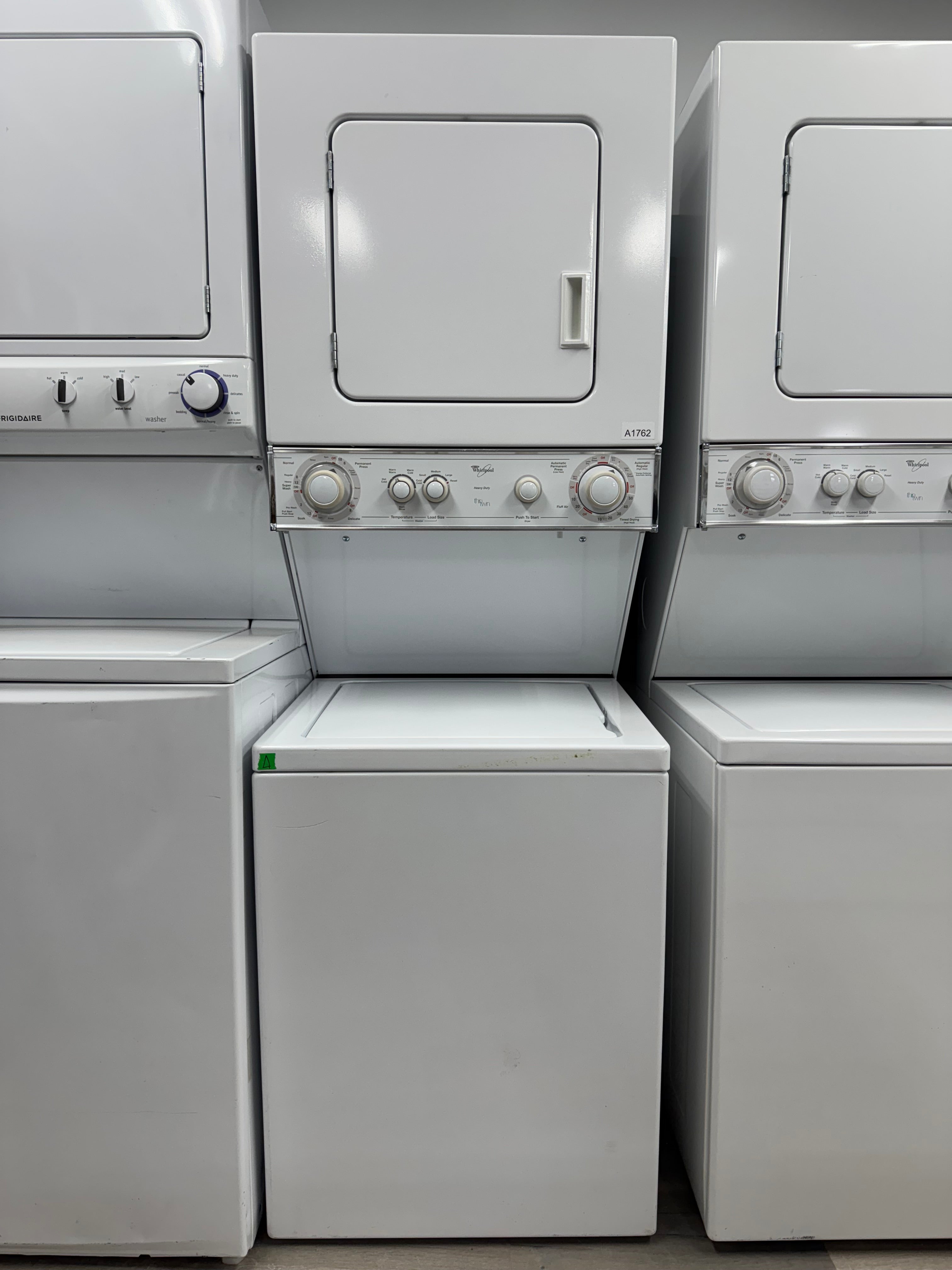 Whirlpool 24” Laundry Unit - YLTE5243DQ9